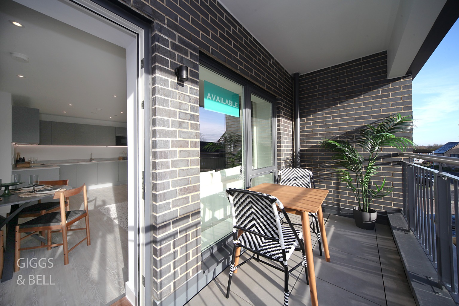 2 bed flat for sale in Stirling Close, Hertfordshire  - Property Image 19