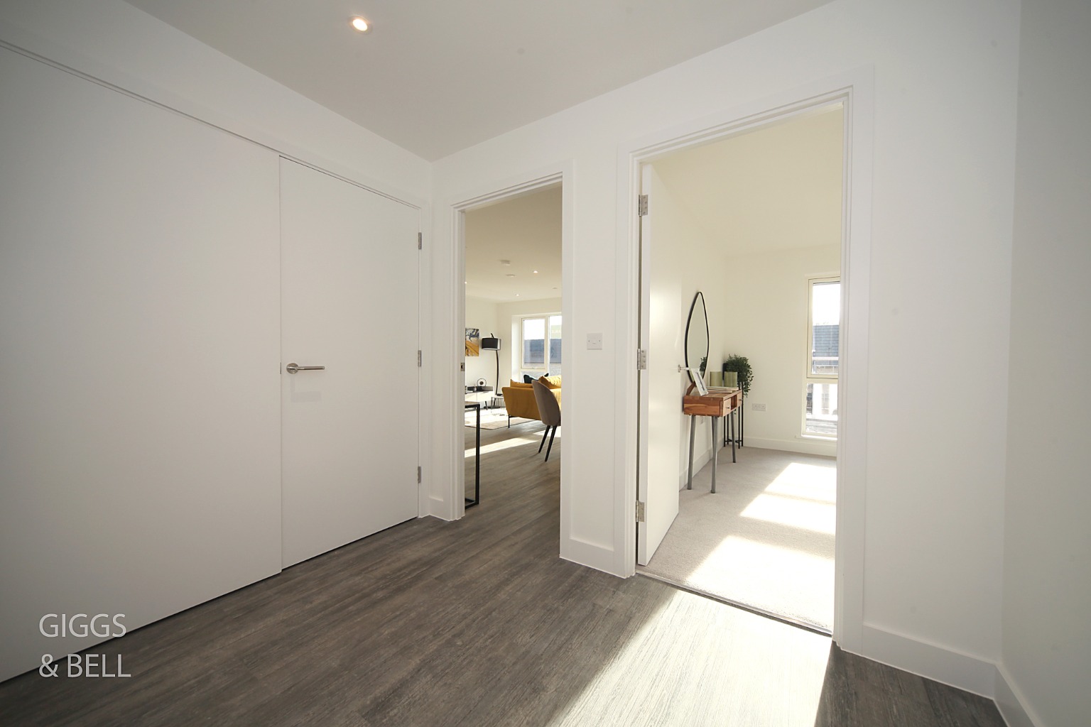 1 bed flat for sale in Stirling Drive, Hertfordshire  - Property Image 10