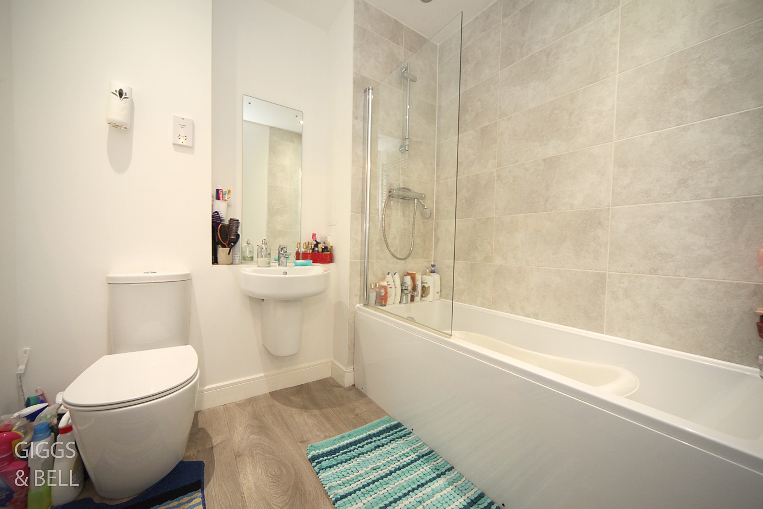 1 bed flat for sale, Luton  - Property Image 9