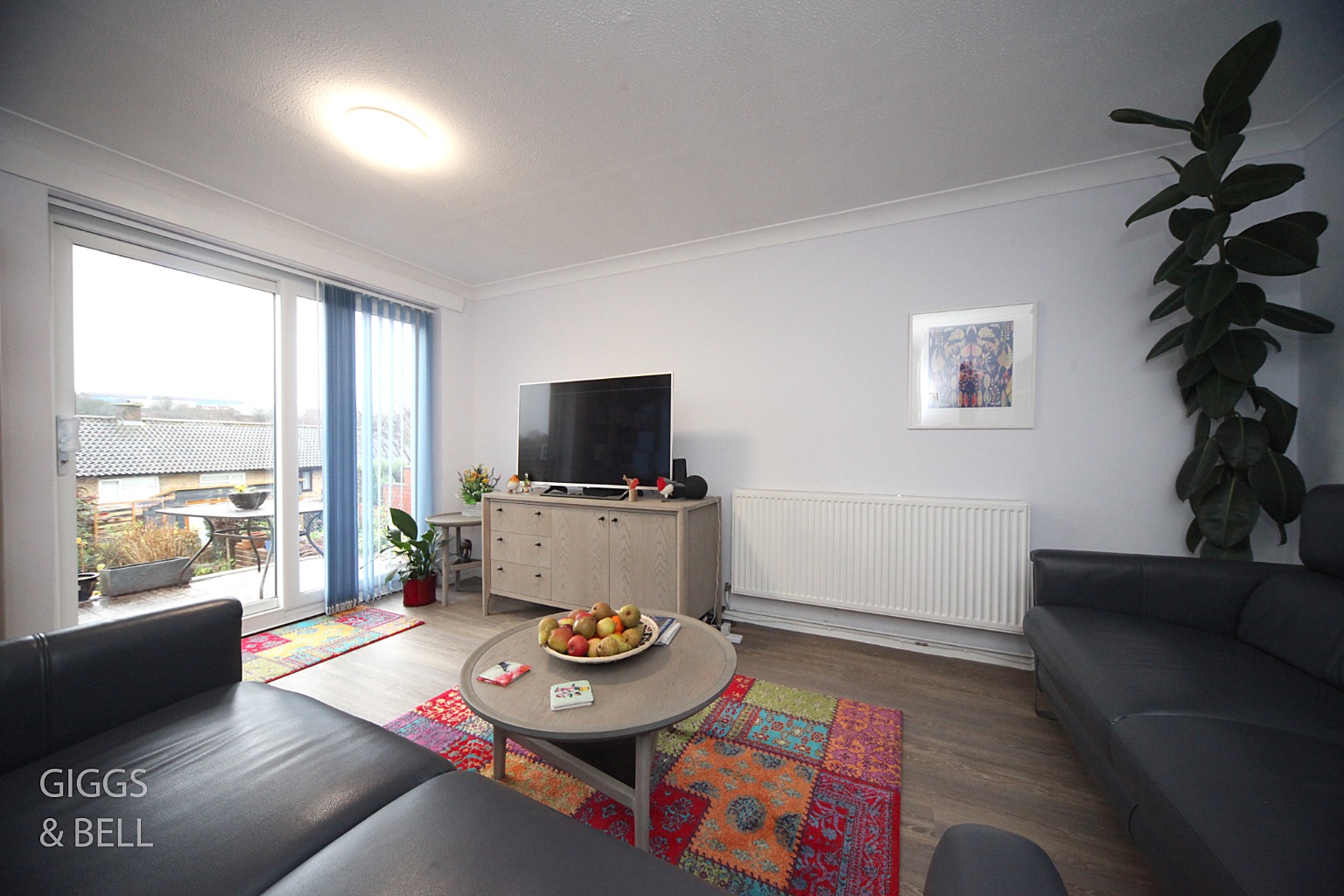 3 bed end of terrace house for sale in Devon Road, Luton 4