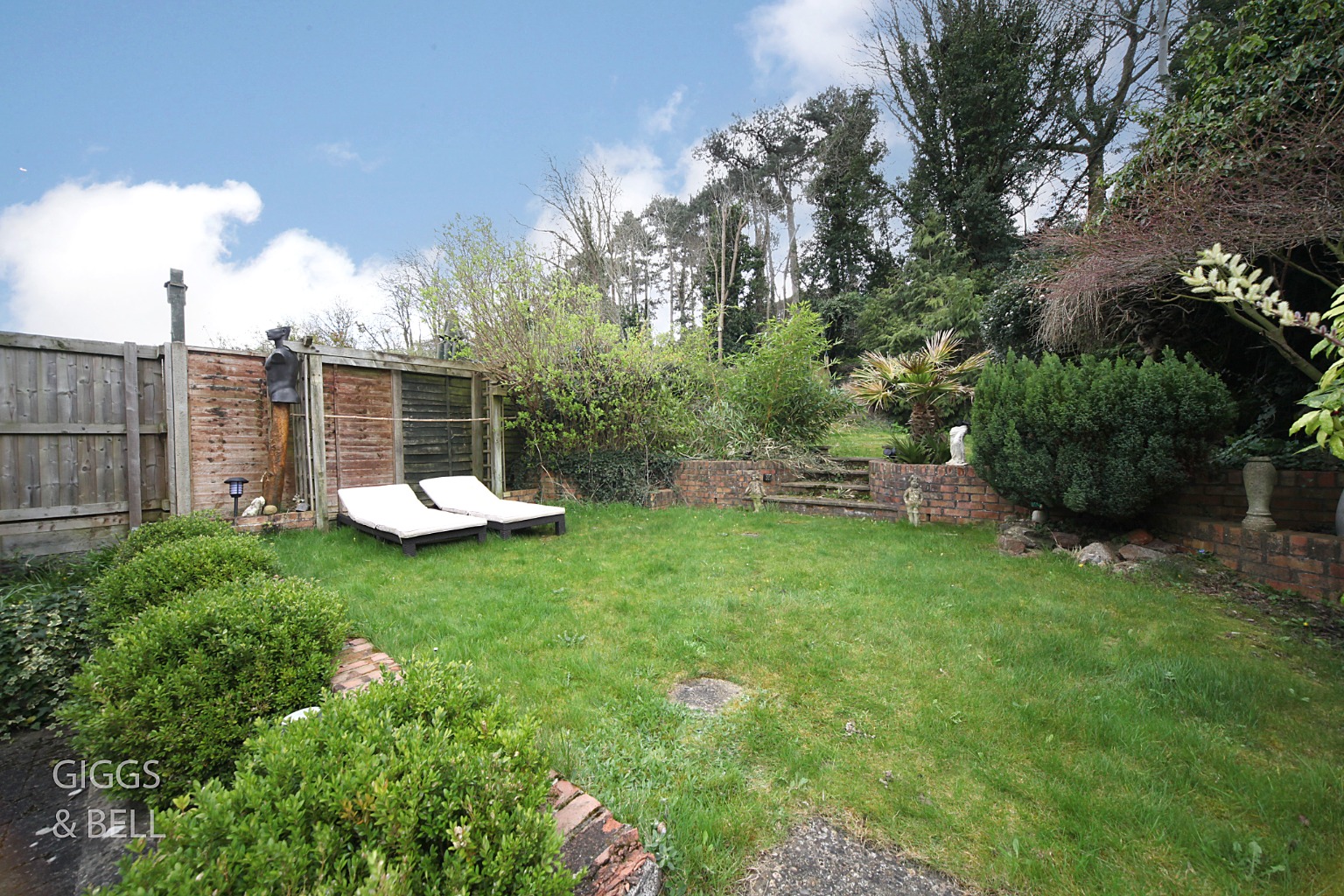 3 bed semi-detached house for sale in Burleigh Road 22