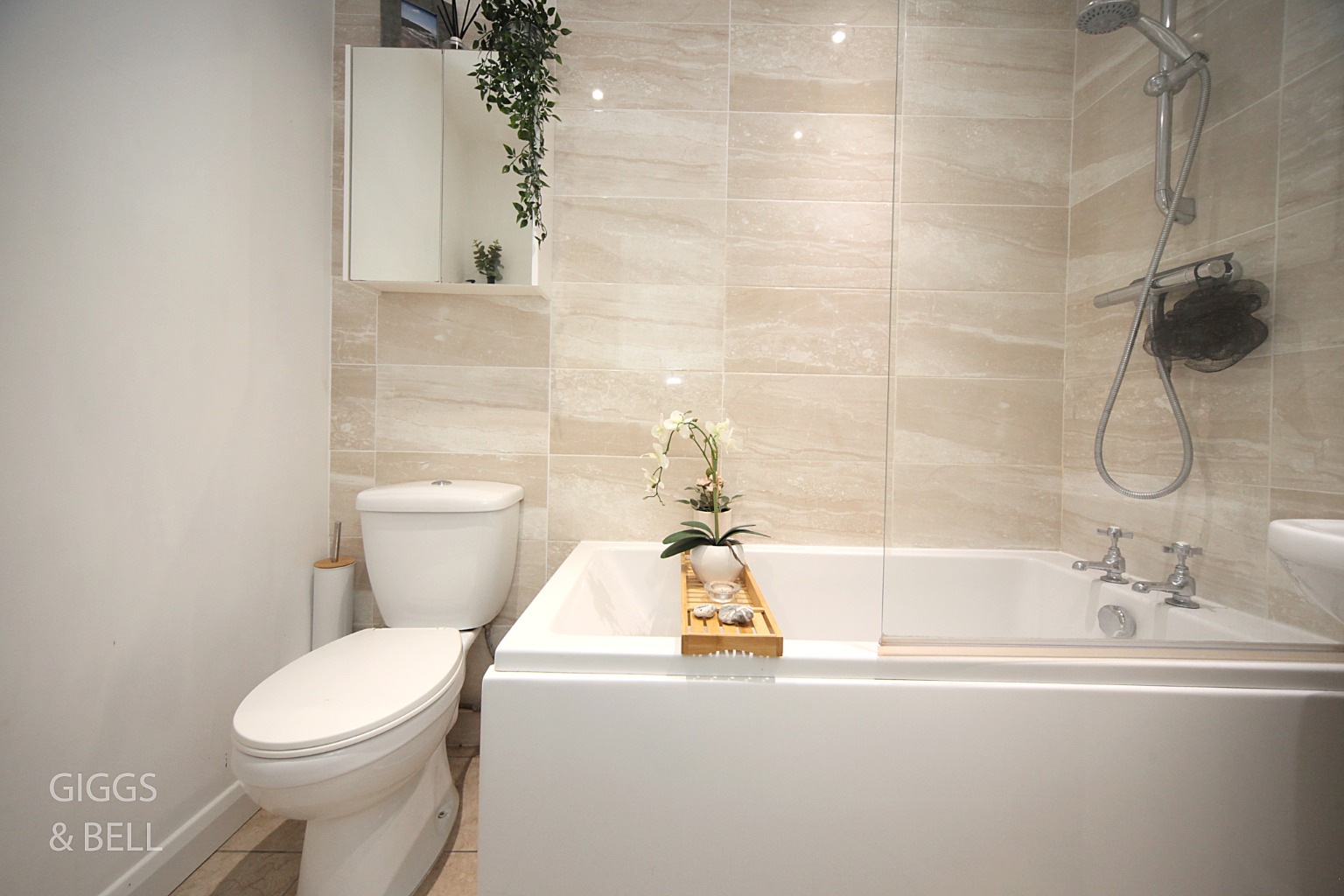 2 bed terraced house for sale in Front Street, Luton 14