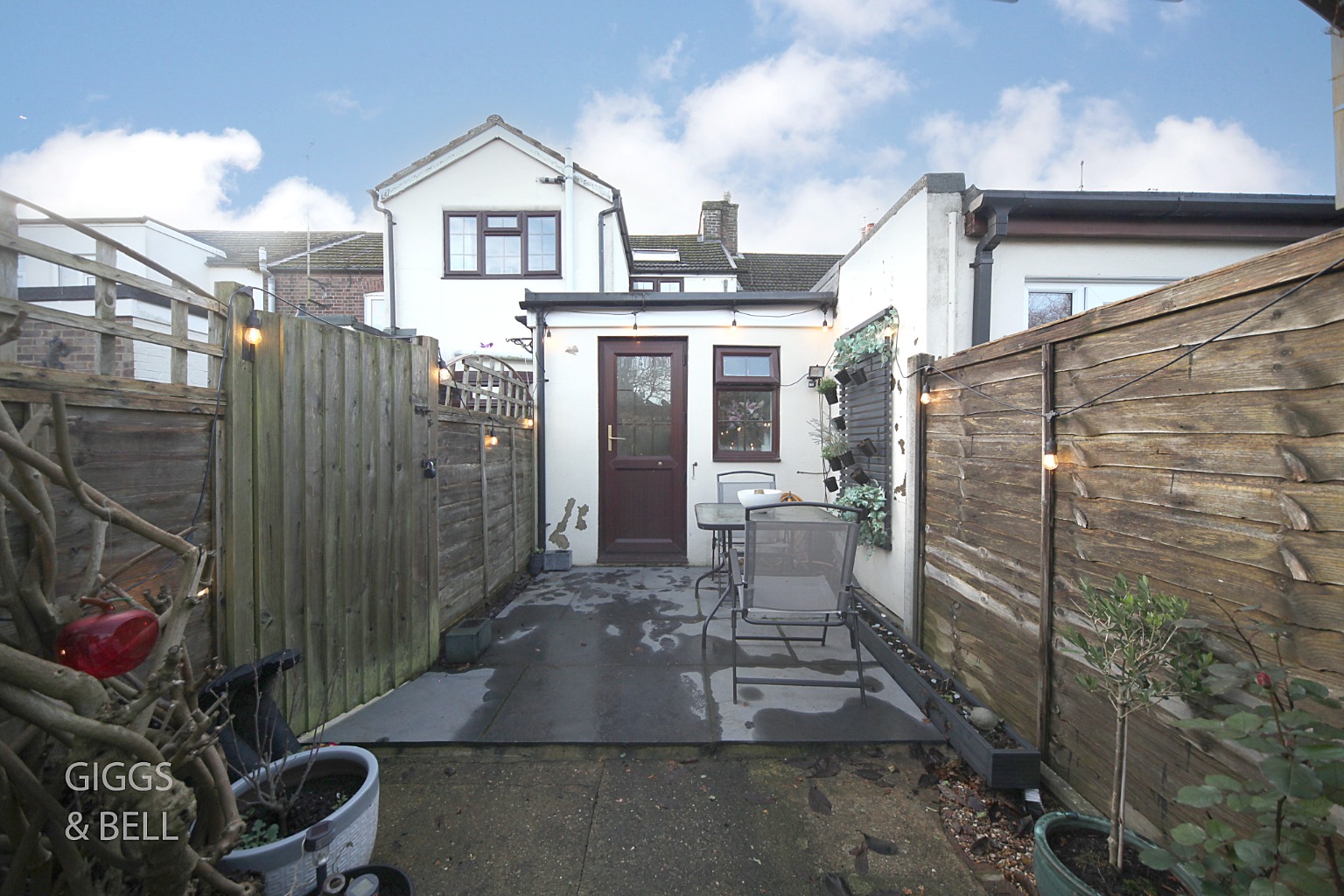 2 bed terraced house for sale in Front Street, Luton 18