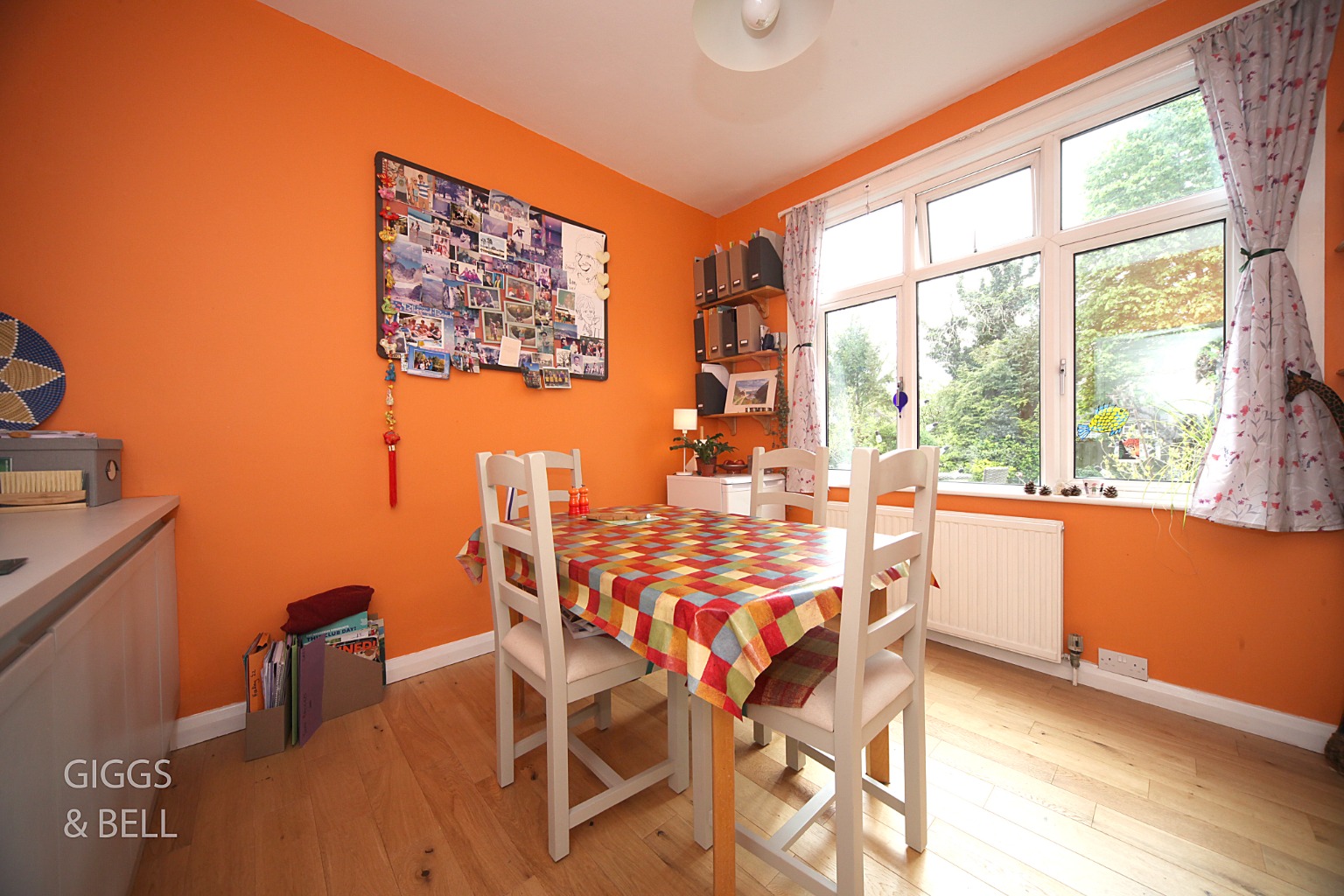 6 bed detached house for sale in Lansdowne Road, Luton 9