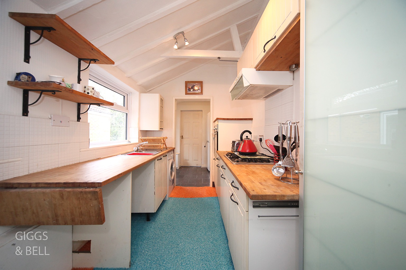 2 bed end of terrace house for sale in Cowper Street, Luton 7