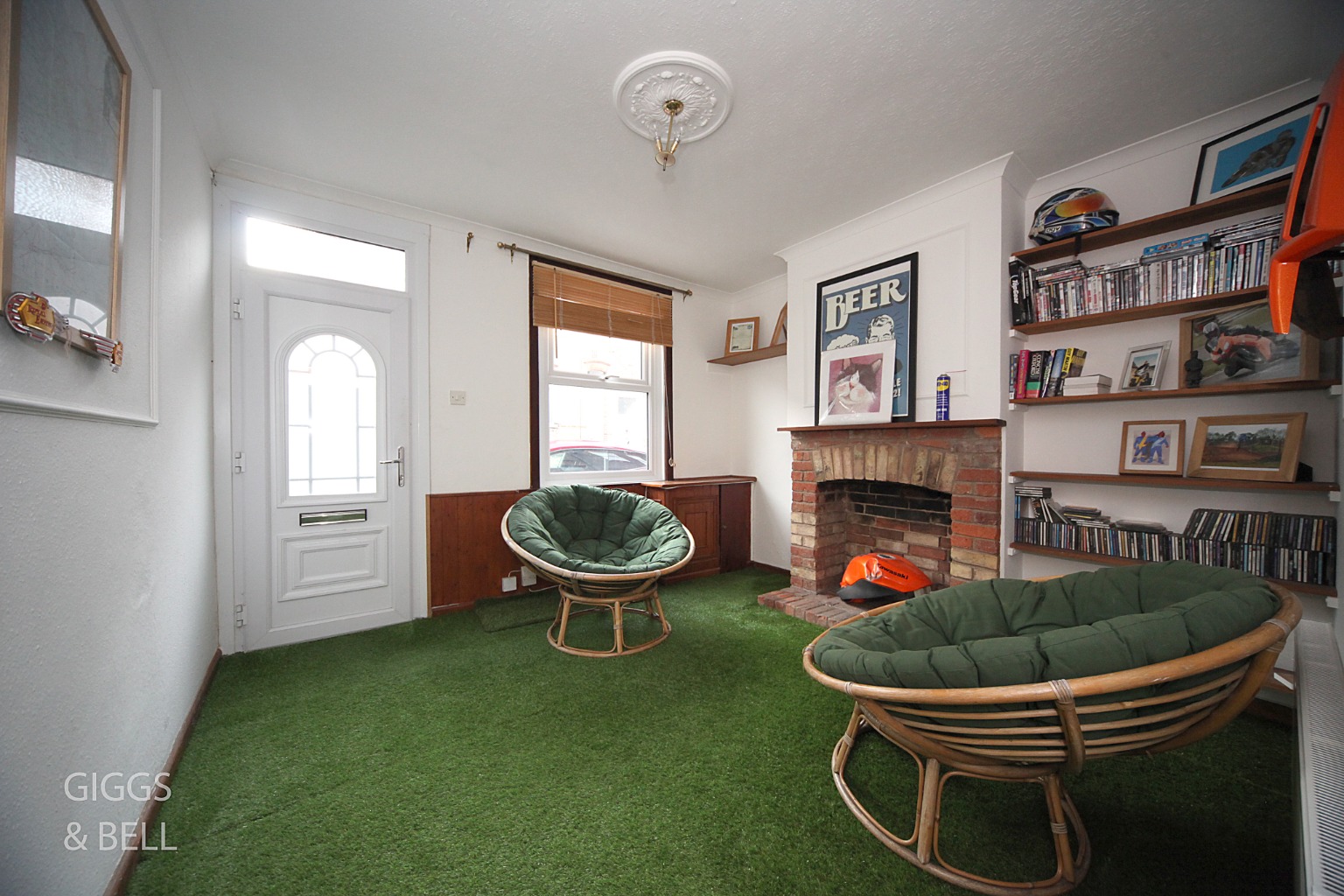 2 bed end of terrace house for sale in Cowper Street, Luton 2