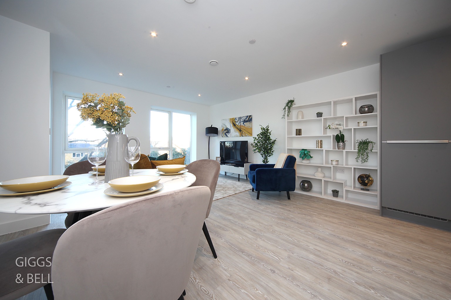 1 bed flat for sale in Stirling Close, Hertfordshire  - Property Image 7