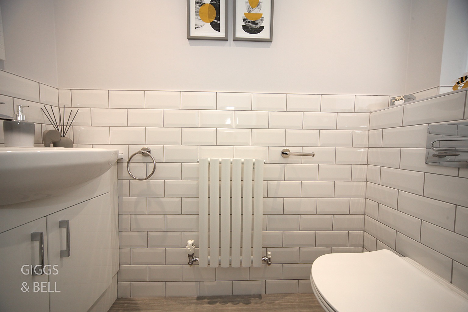 3 bed semi-detached house for sale in Collingtree, Luton 14