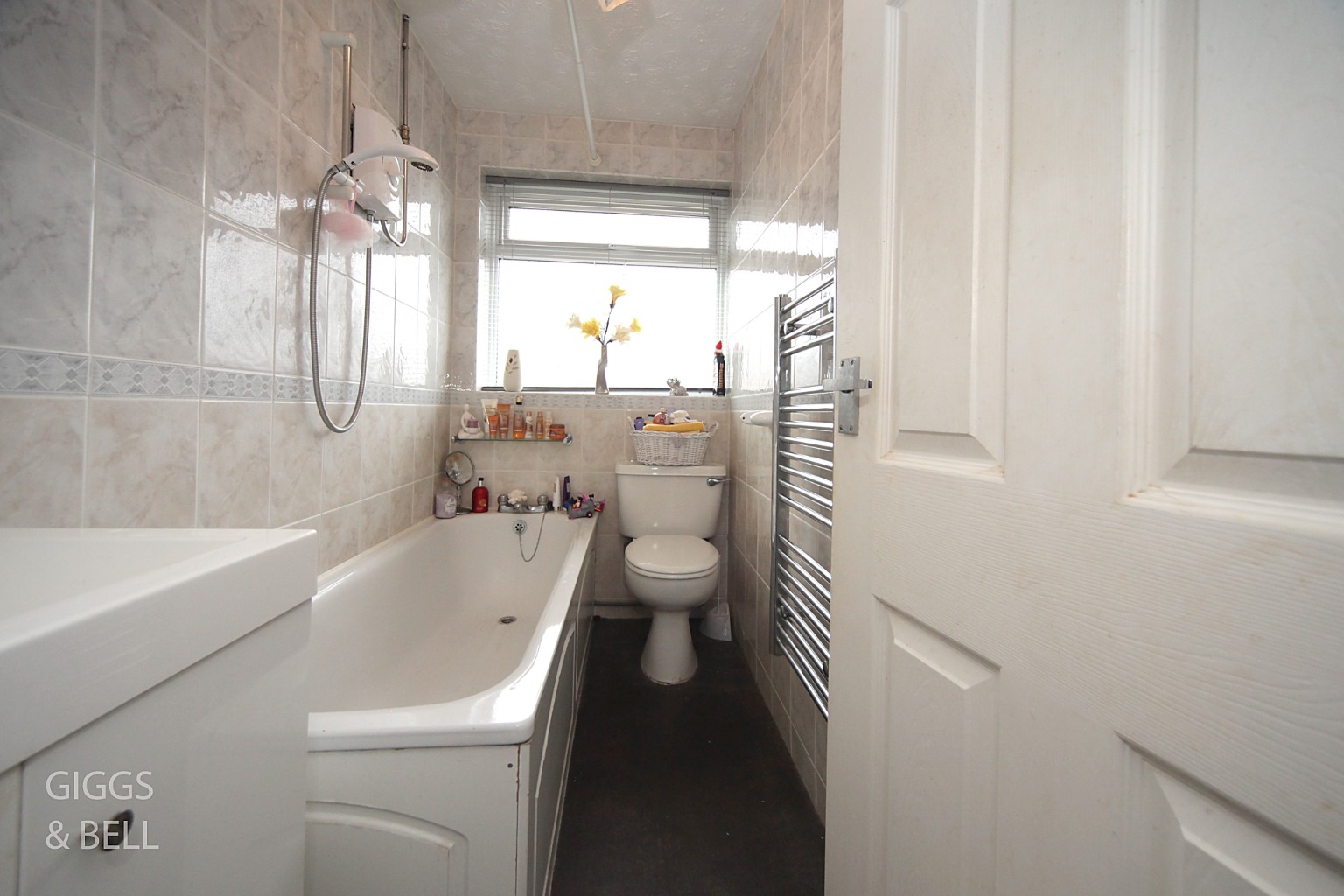 2 bed maisonette for sale in Birchen Grove, Luton 4