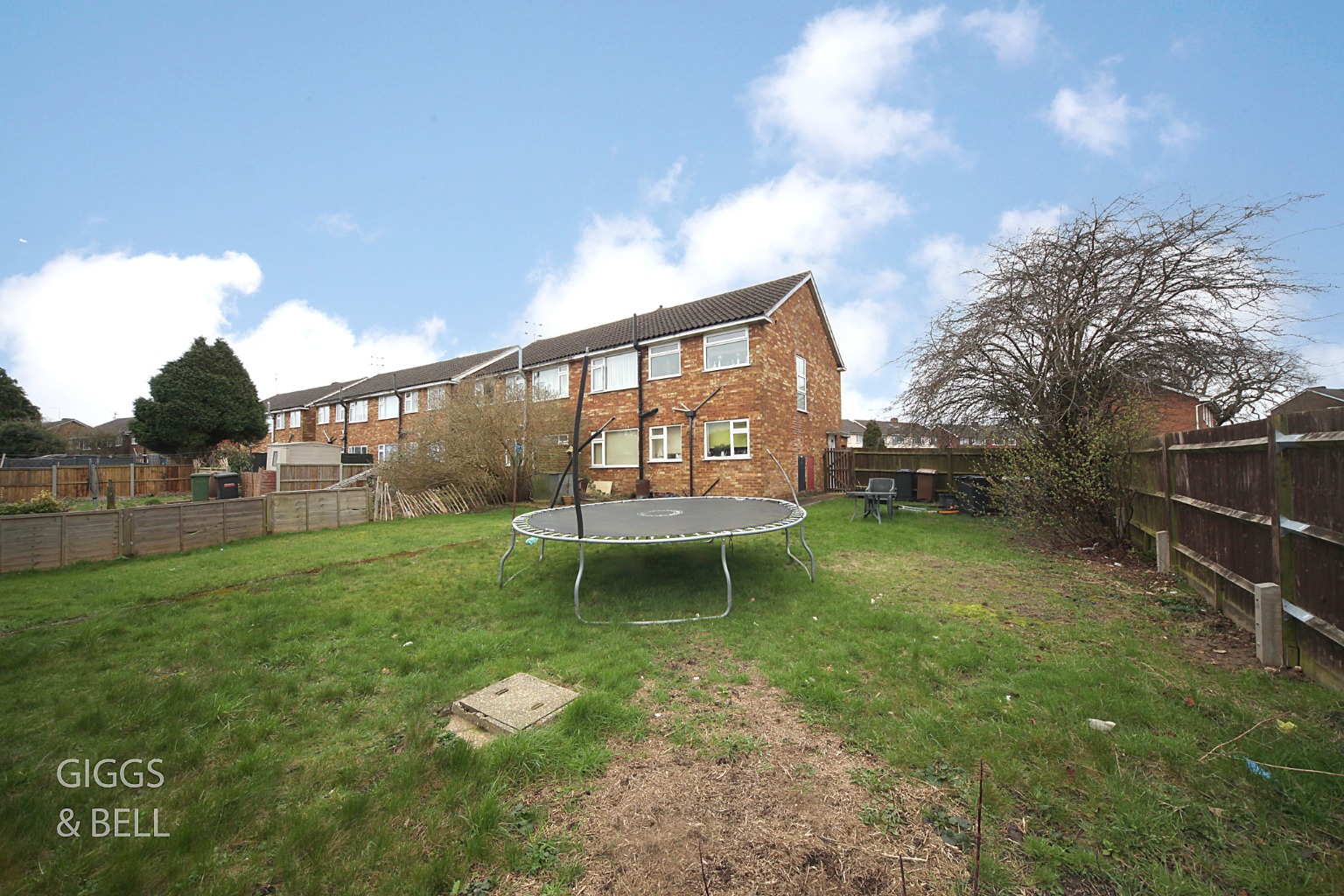2 bed maisonette for sale in Birchen Grove, Luton 8