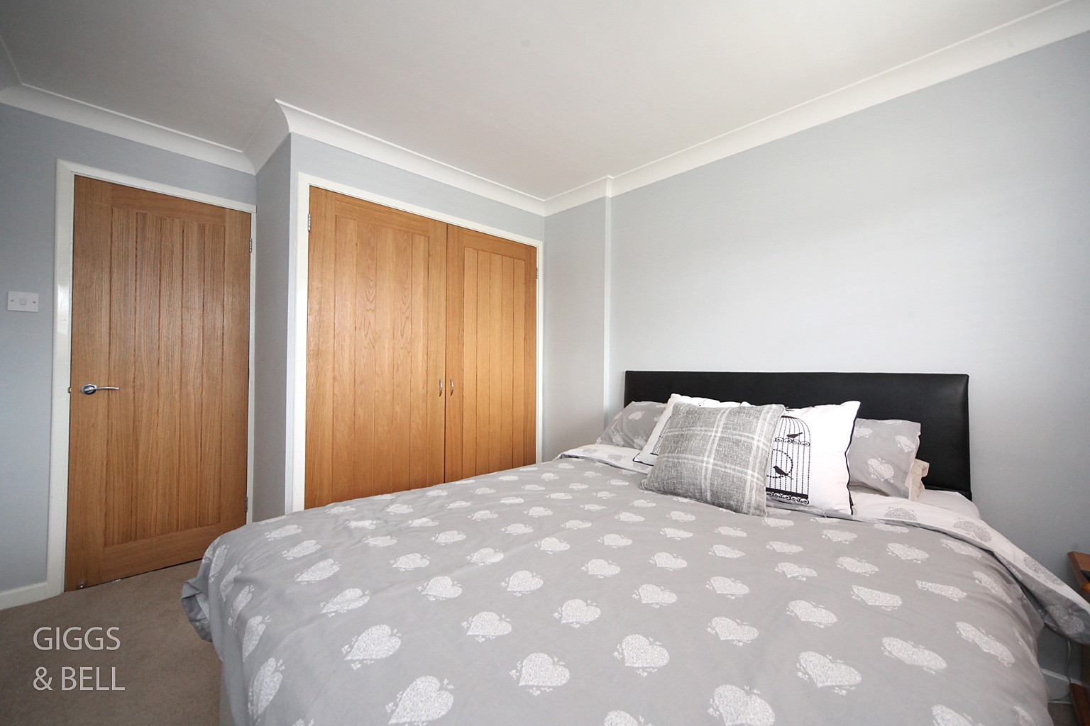 3 bed terraced house for sale in Little Church Road, Luton 10