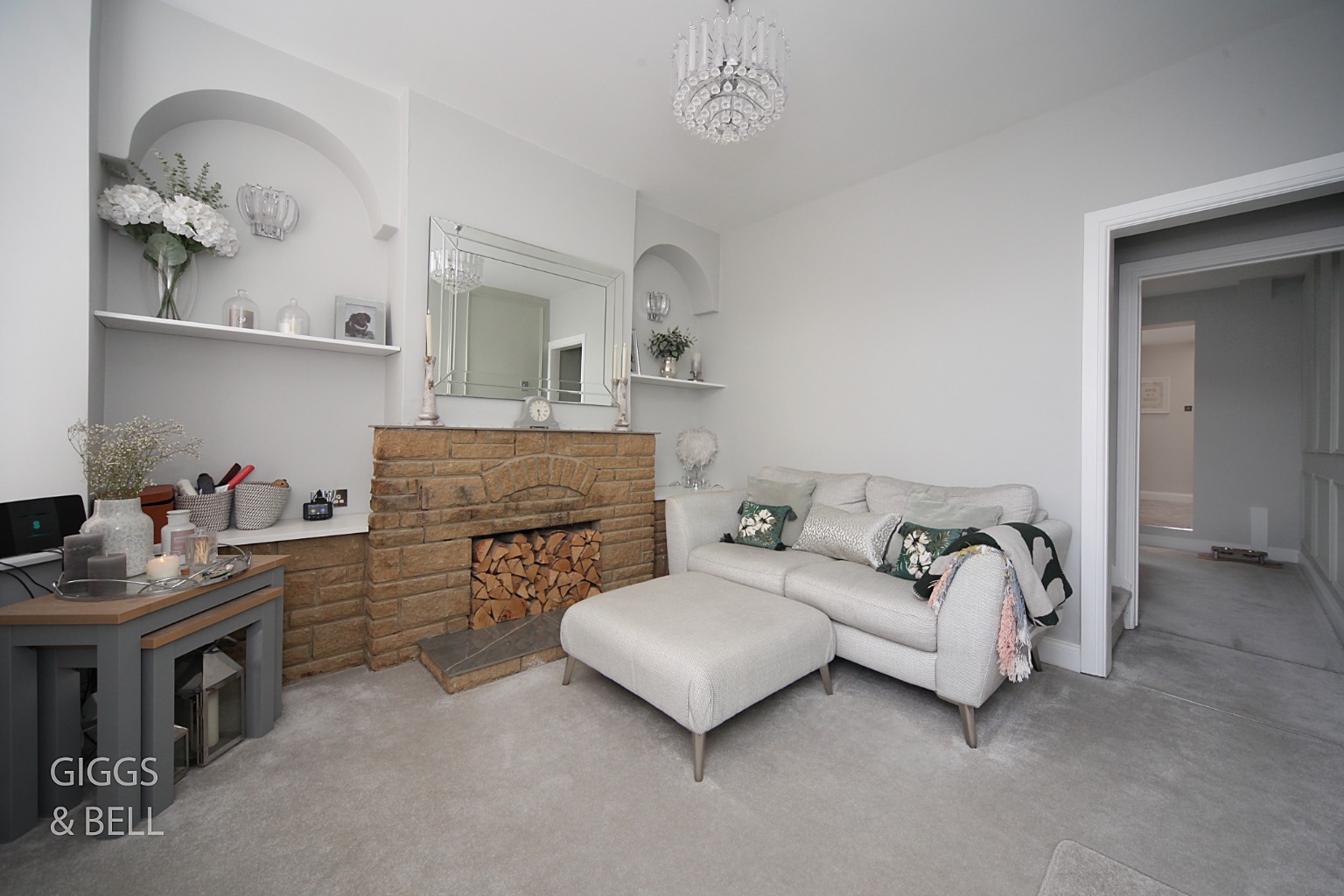 2 bed terraced house for sale in Turners Road South, Luton  - Property Image 3