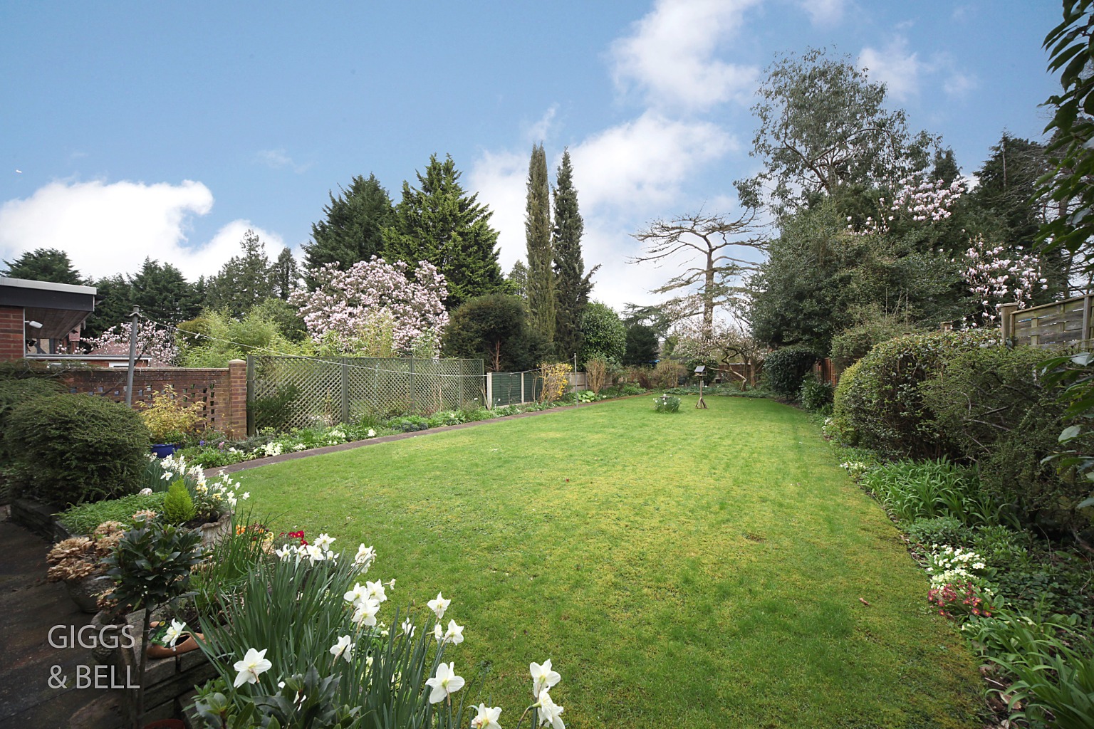 3 bed detached house for sale in London Road, Luton  - Property Image 16