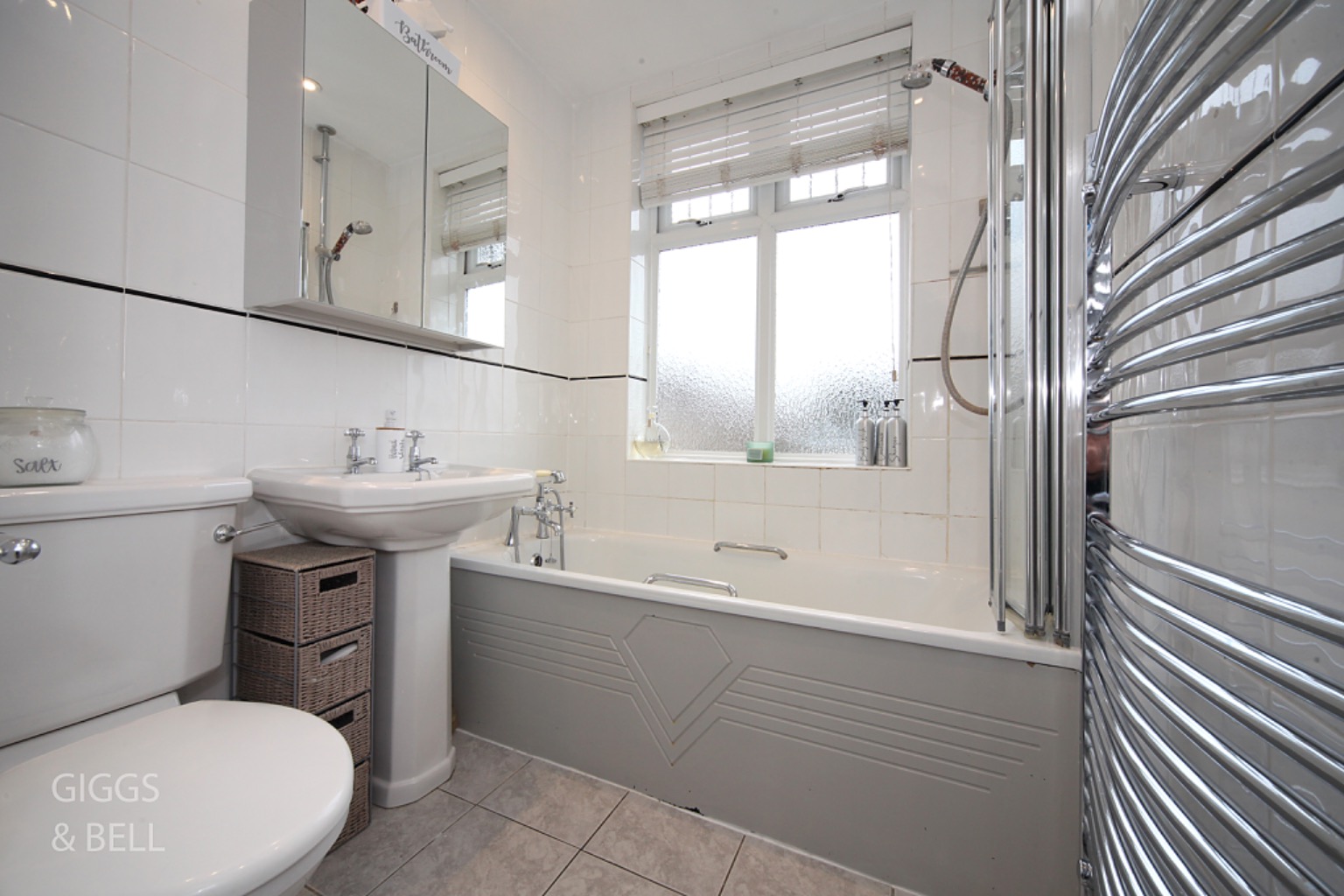 3 bed semi-detached house for sale in Strathmore Avenue, Luton  - Property Image 19