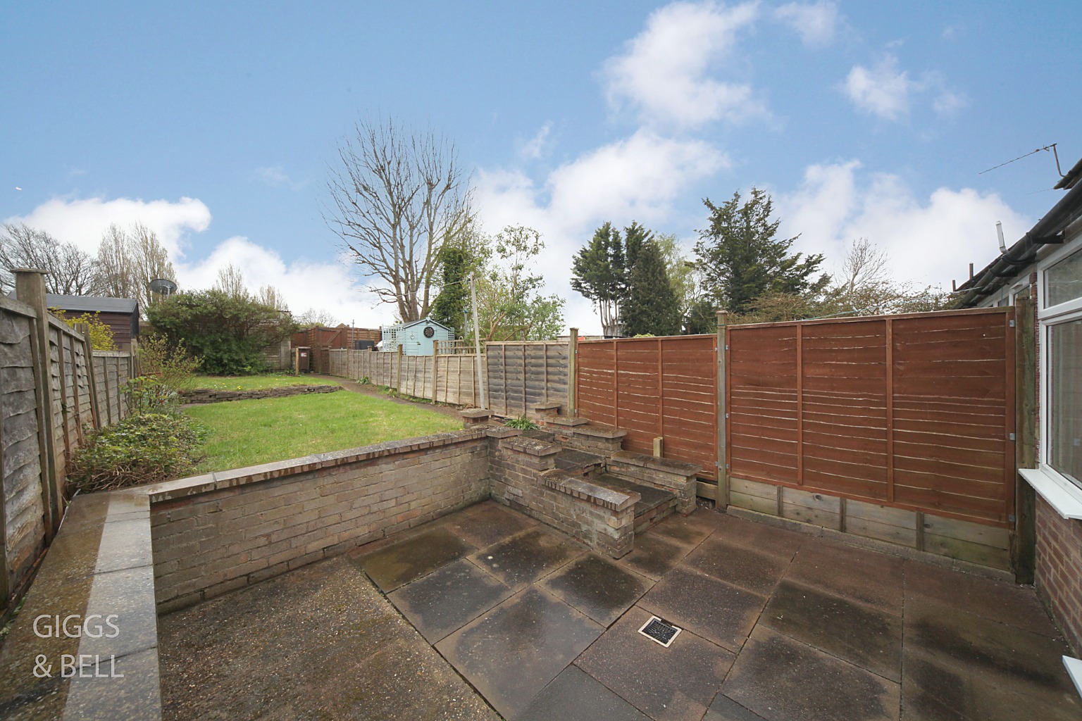 2 bed terraced house for sale in Pomfret Avenue, Luton 15