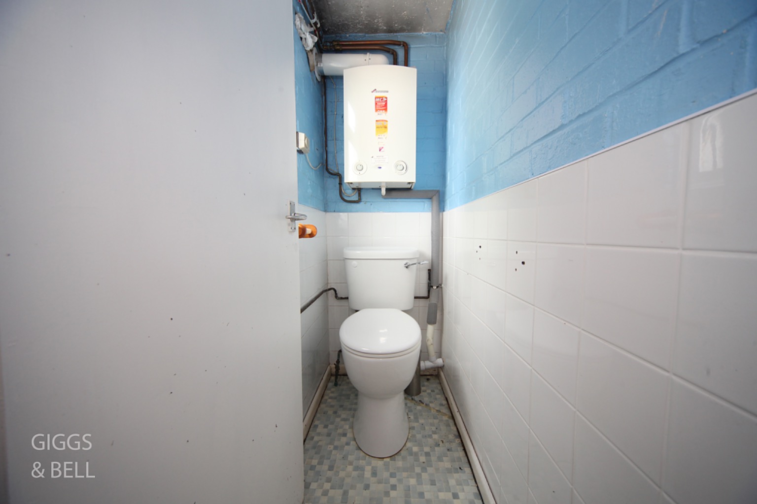 3 bed semi-detached house for sale in Woollam Crescent, St. Albans  - Property Image 21