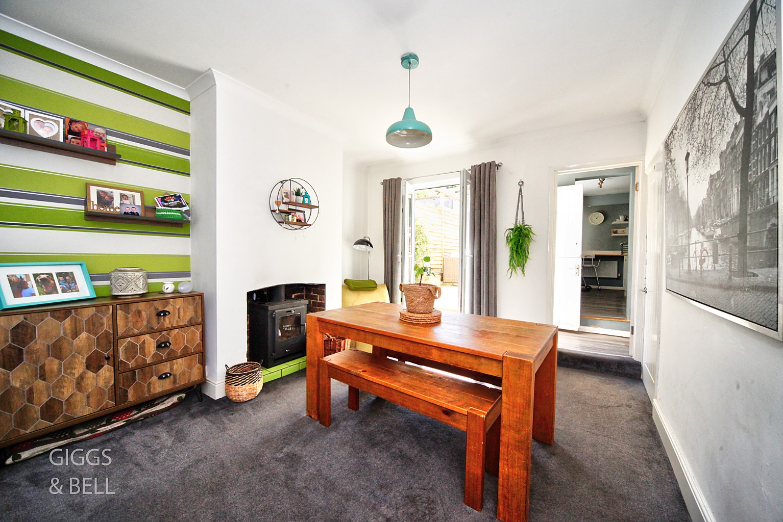 3 bed terraced house for sale in Harcourt Street, Luton 4