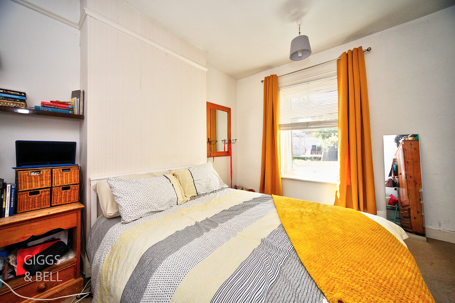 3 bed terraced house for sale in Harcourt Street, Luton  - Property Image 12