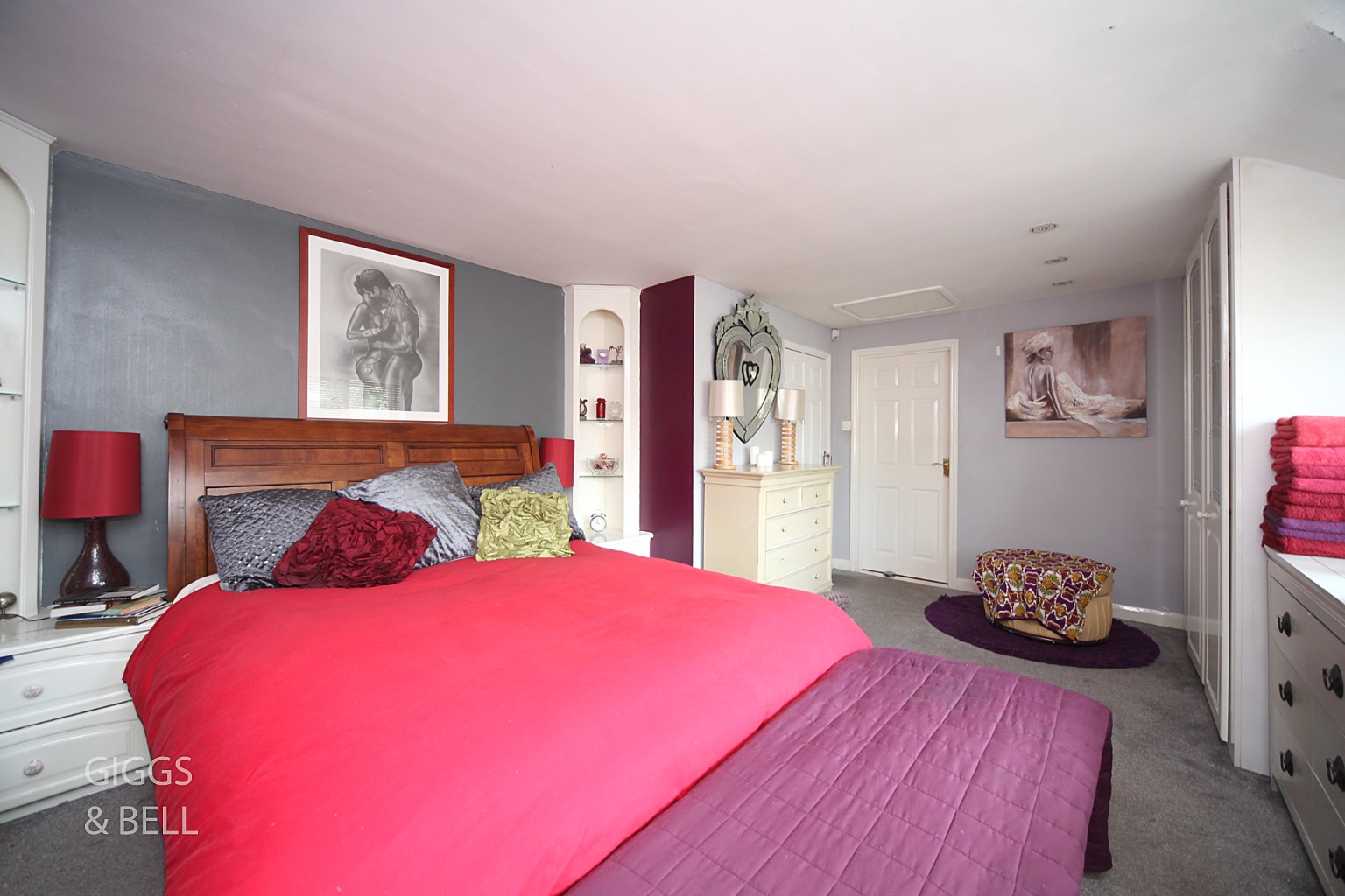 4 bed detached house for sale in Toddington Road, Luton  - Property Image 13