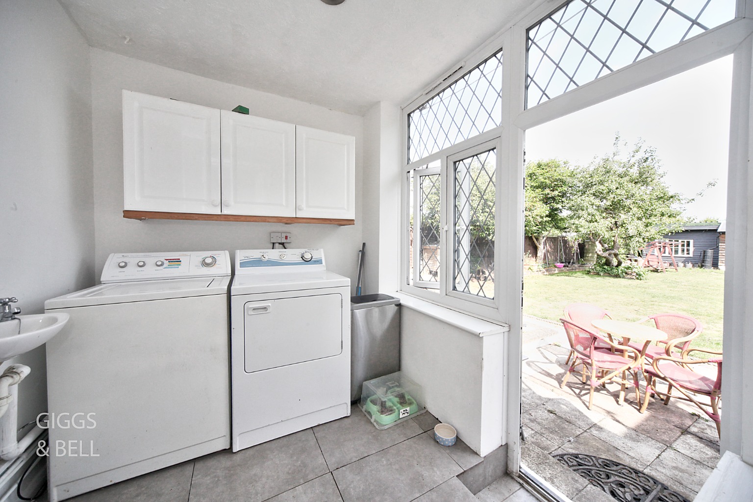 4 bed detached house for sale in Toddington Road, Luton  - Property Image 10