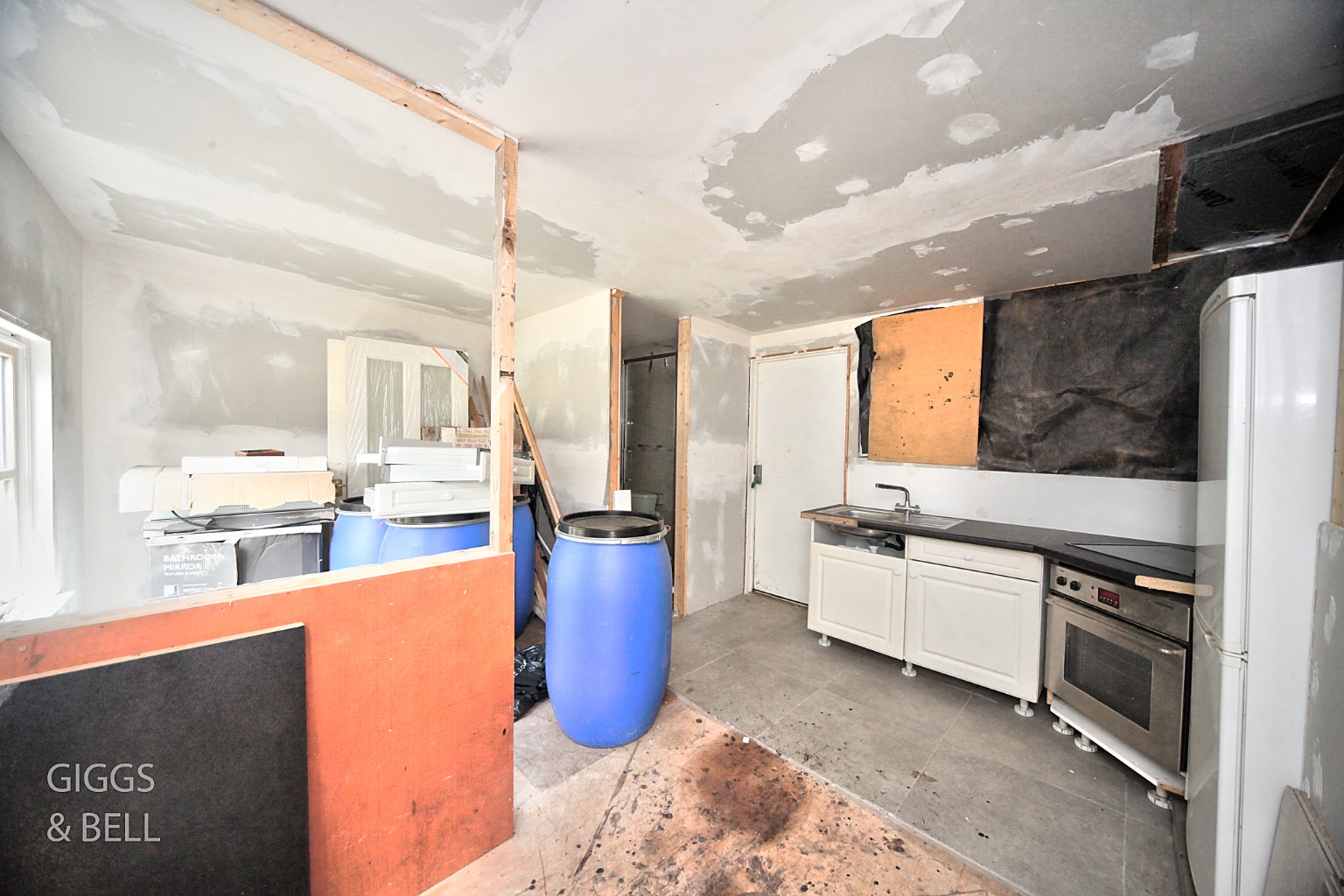 4 bed detached house for sale in Toddington Road, Luton  - Property Image 23