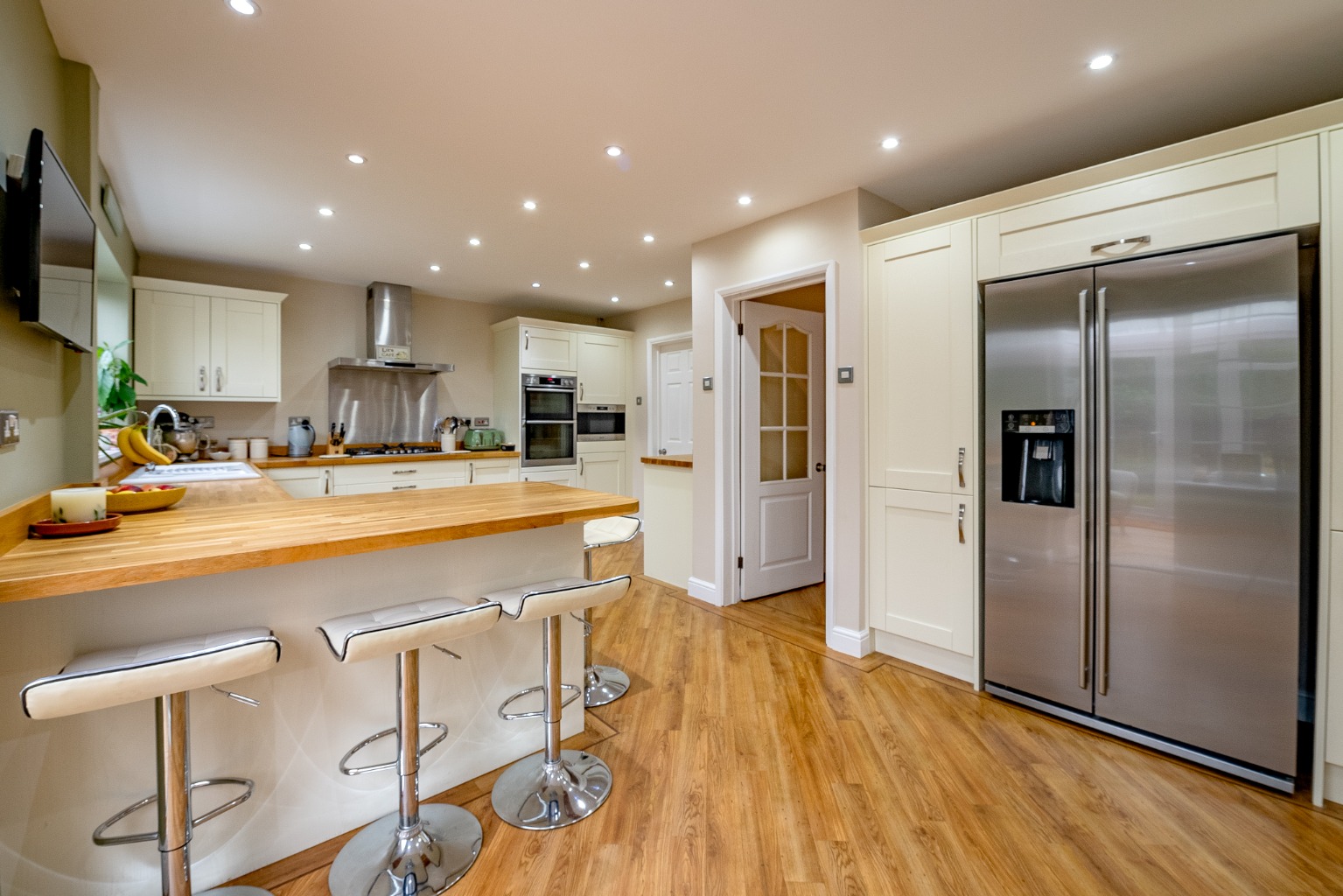 4 bed detached house for sale in Wiveton Close  - Property Image 11