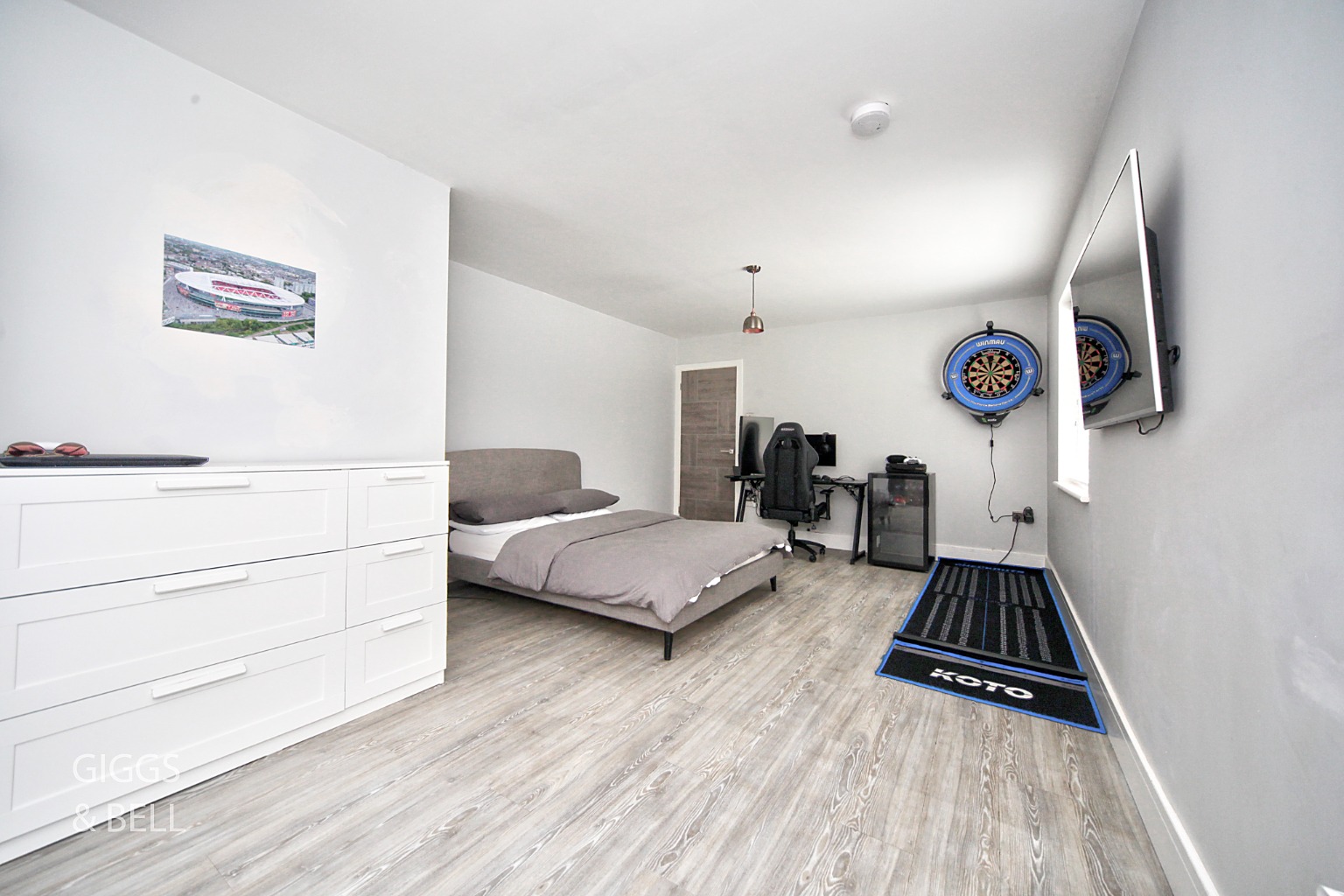 6 bed detached house for sale in Bedford Road, Bedford  - Property Image 14