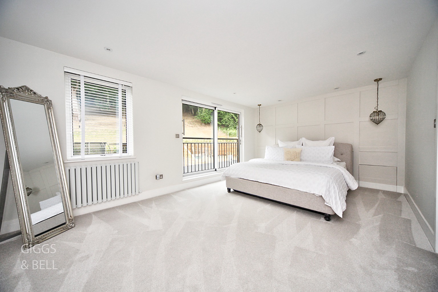 6 bed detached house for sale in Bedford Road, Bedford  - Property Image 19