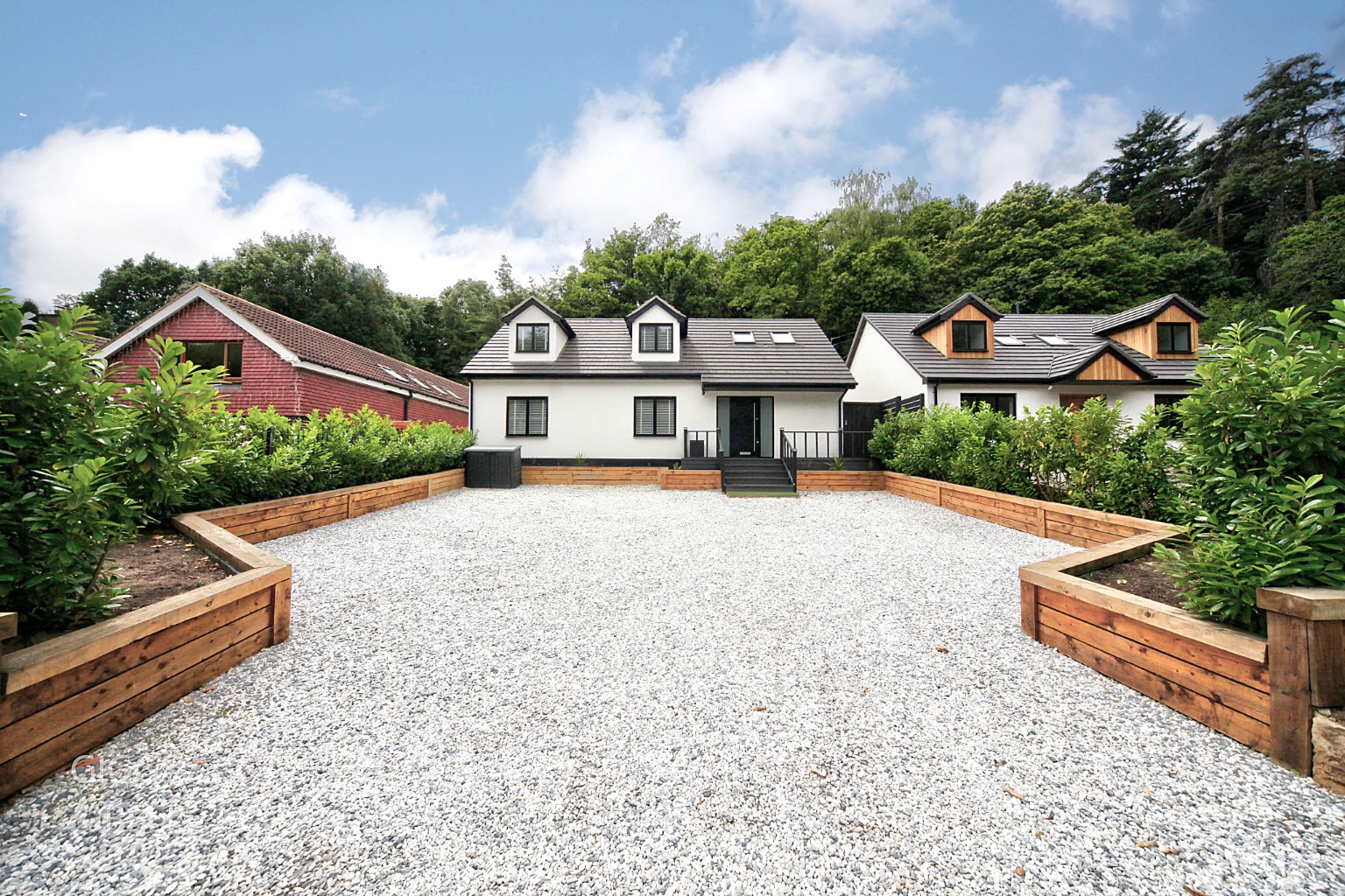 6 bed detached house for sale in Bedford Road, Bedford  - Property Image 1