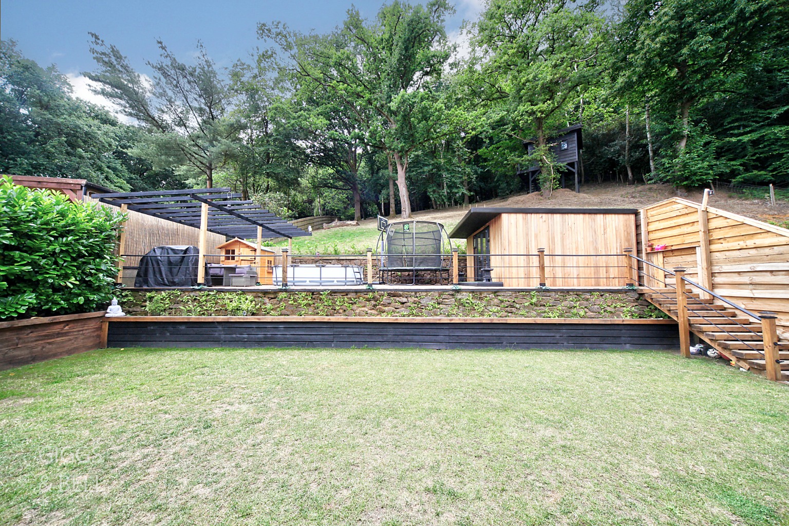 6 bed detached house for sale in Bedford Road, Bedford  - Property Image 38