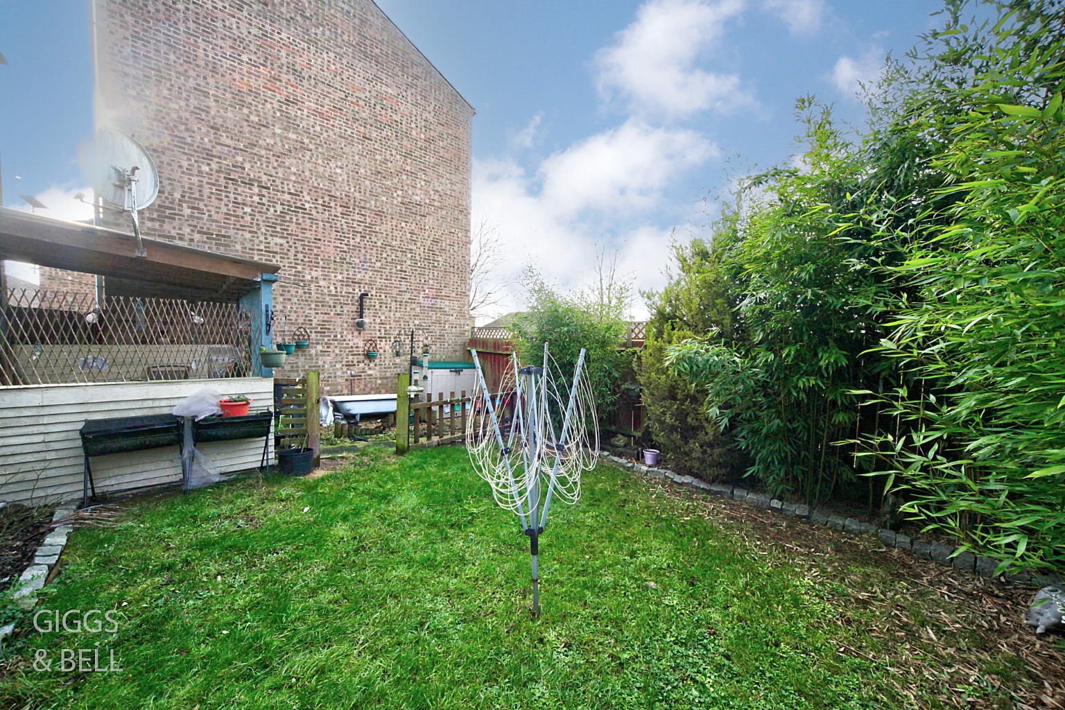 1 bed ground floor maisonette for sale in Denmark Close, Luton  - Property Image 14