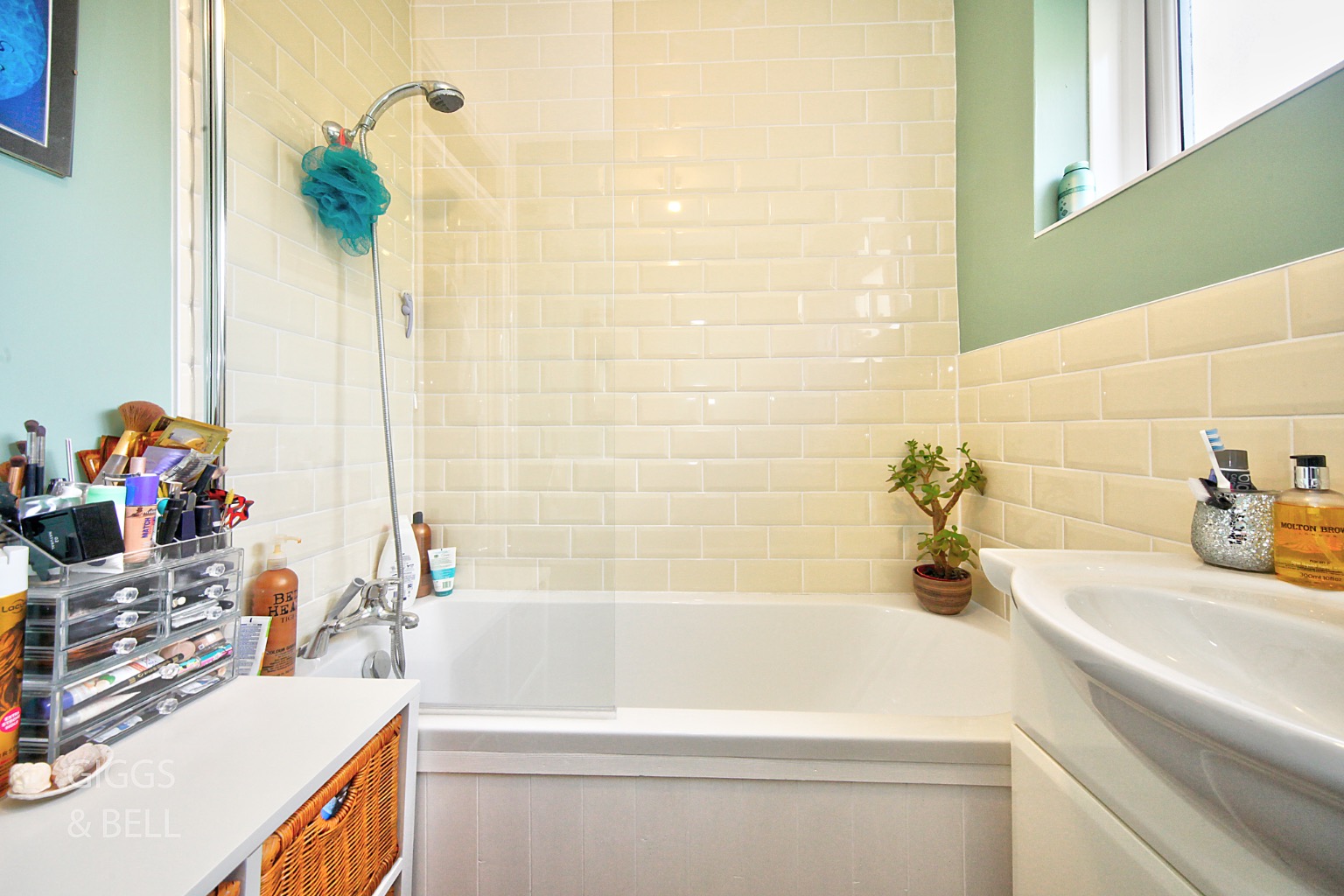 1 bed ground floor maisonette for sale in Denmark Close, Luton 4