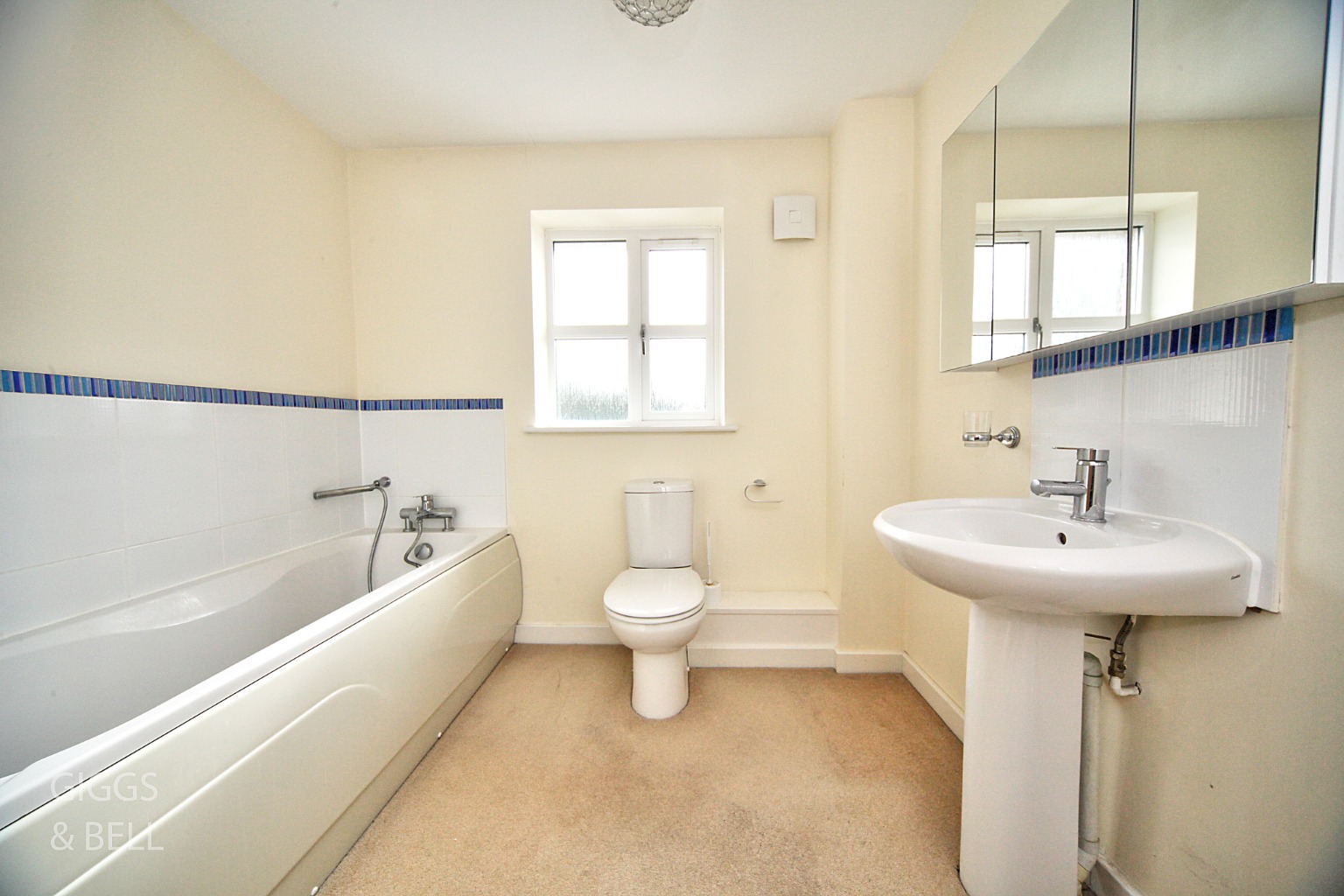 4 bed detached house for sale in Lambert Close, Luton  - Property Image 21