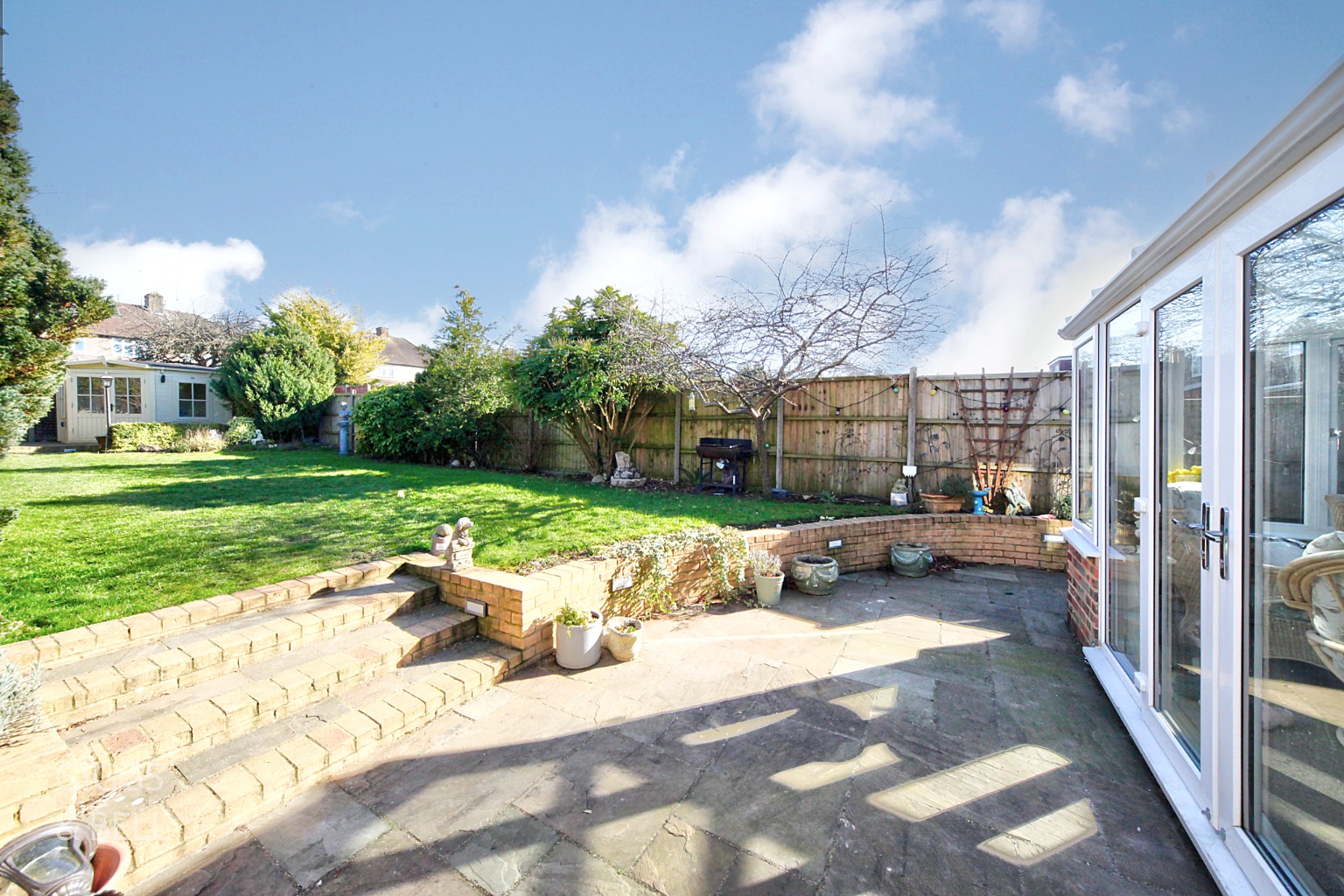 4 bed semi-detached house for sale in Wychwood Avenue, Luton  - Property Image 25