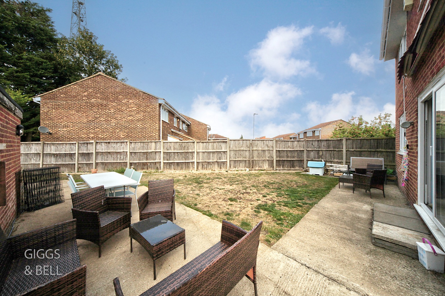 3 bed detached house for sale in Wolston Close, Luton  - Property Image 18