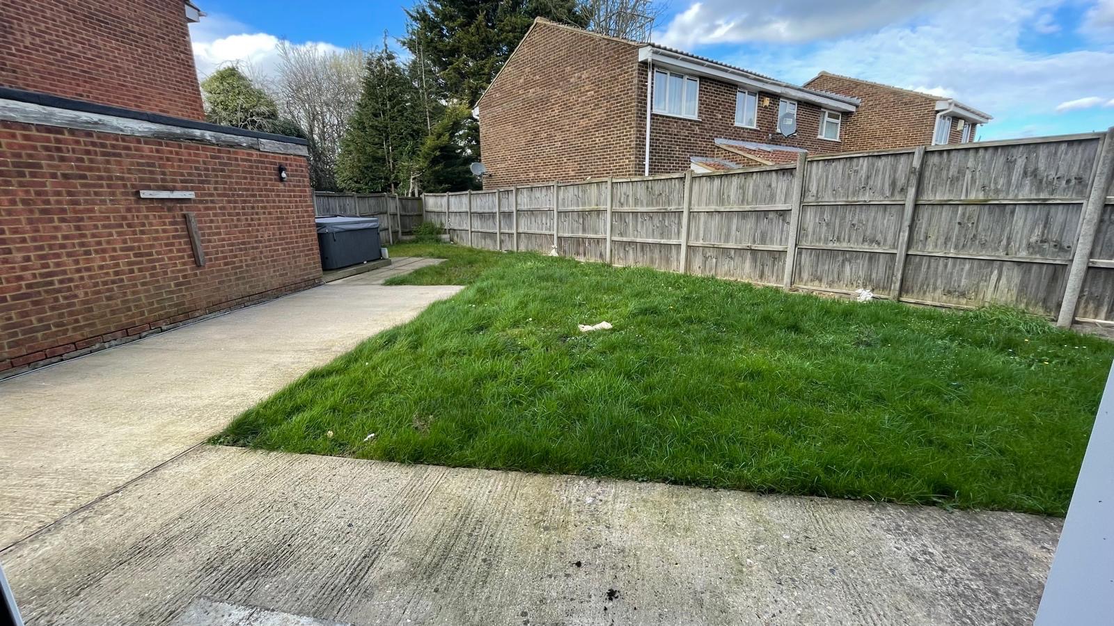 3 bed detached house for sale in Wolston Close, Luton  - Property Image 20