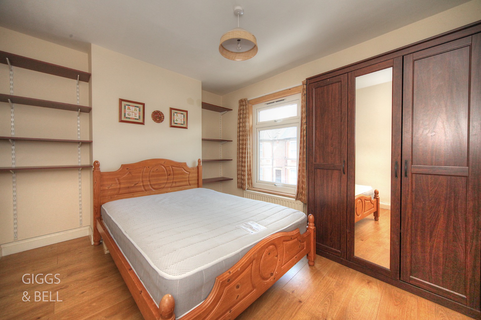 2 bed terraced house for sale in Park Street, Luton 10