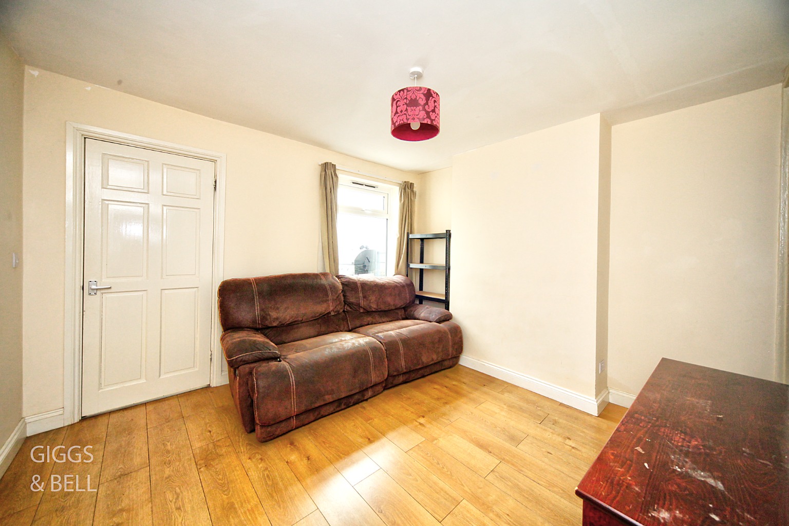 2 bed terraced house for sale in Park Street, Luton 4