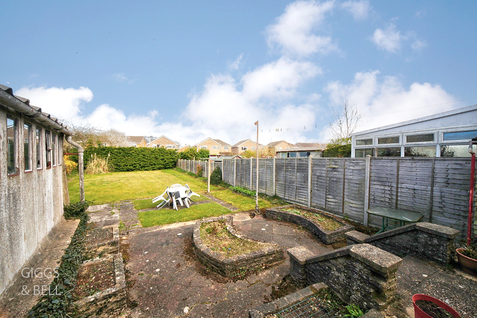 3 bed semi-detached house for sale in Chesford Road, Luton  - Property Image 14