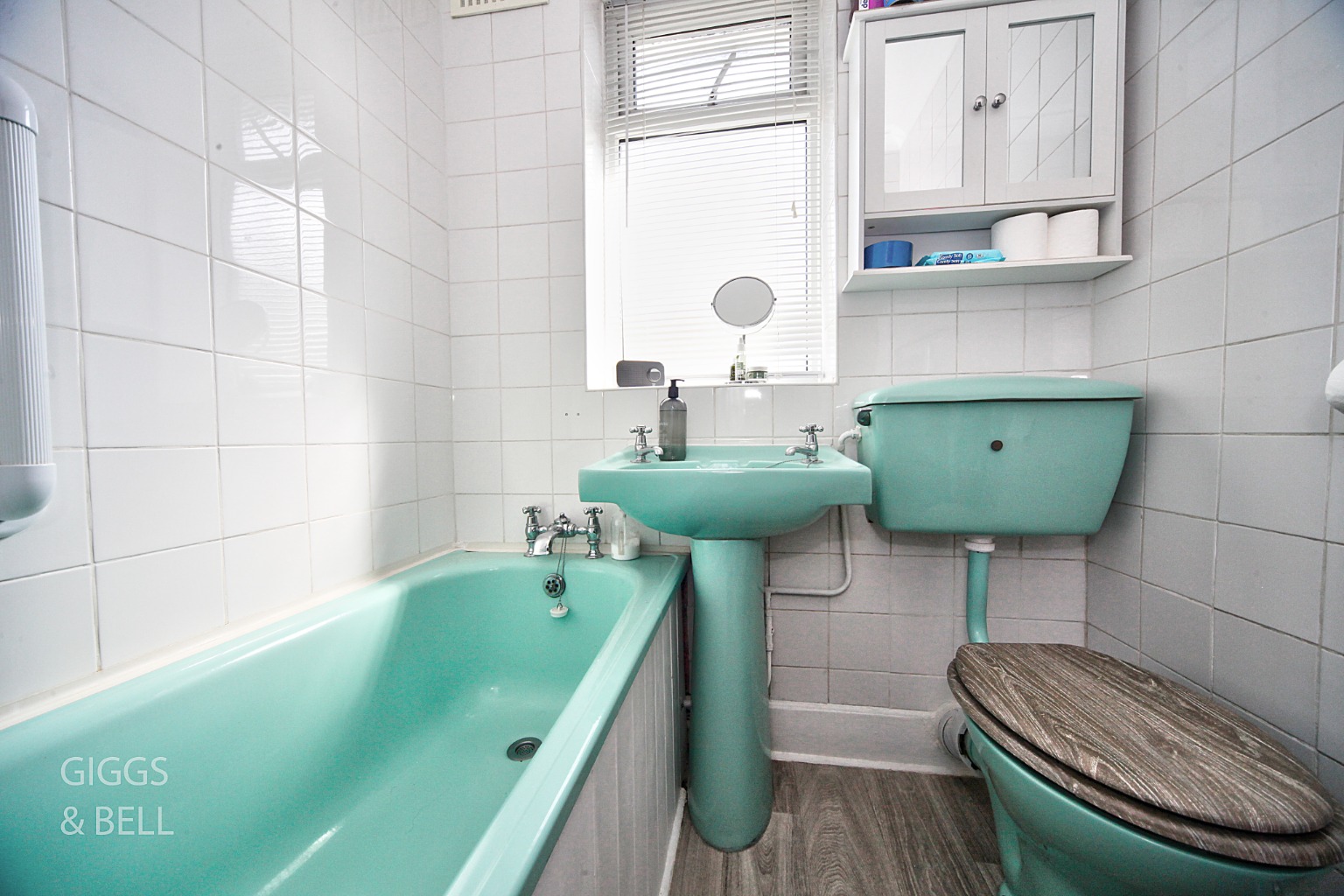 2 bed terraced house for sale in Pomfret Avenue, Luton  - Property Image 9