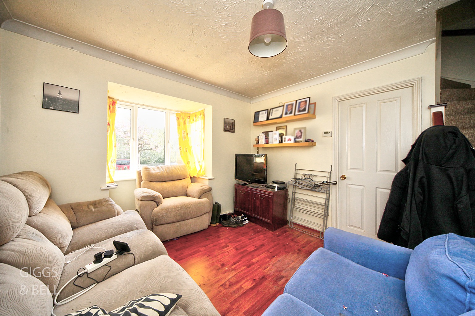 1 bed terraced house for sale in Lennox Green, Luton 2