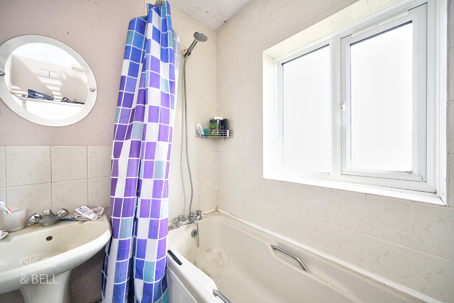 1 bed terraced house for sale in Lennox Green, Luton  - Property Image 11