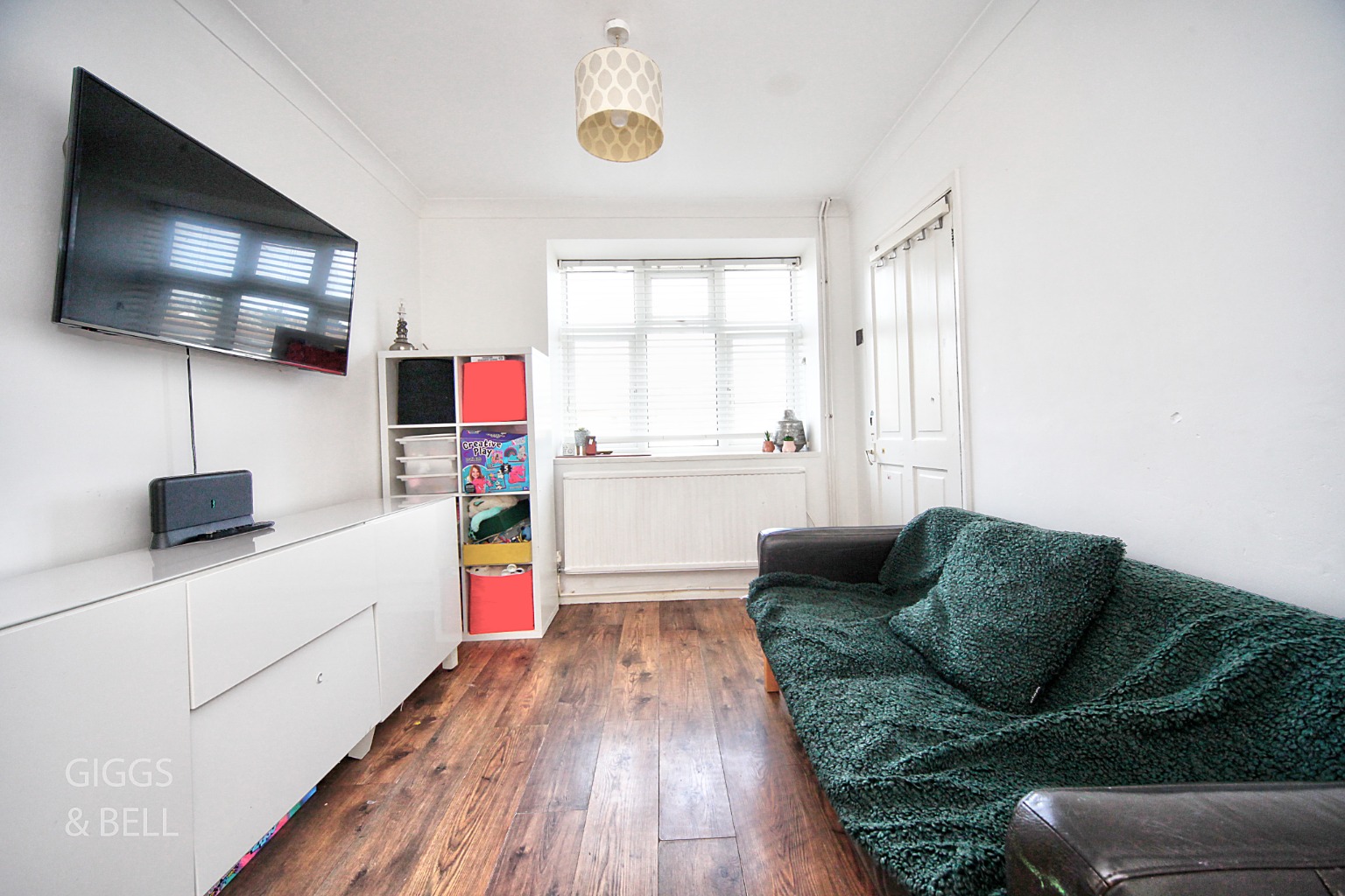 3 bed semi-detached house for sale in Hinksley Road, Bedford  - Property Image 7