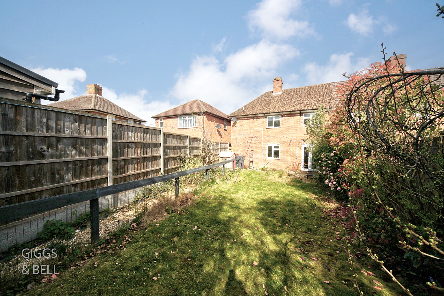 3 bed semi-detached house for sale in Hinksley Road, Bedford  - Property Image 18