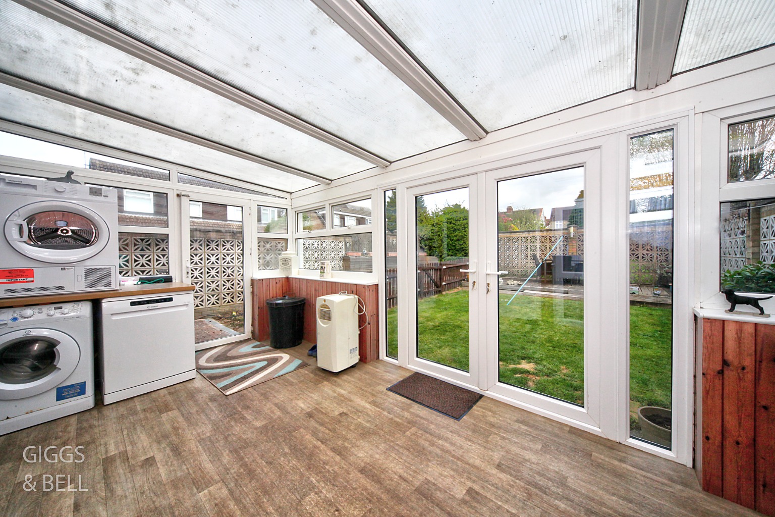 3 bed semi-detached house for sale in Ketton Close, Luton 8