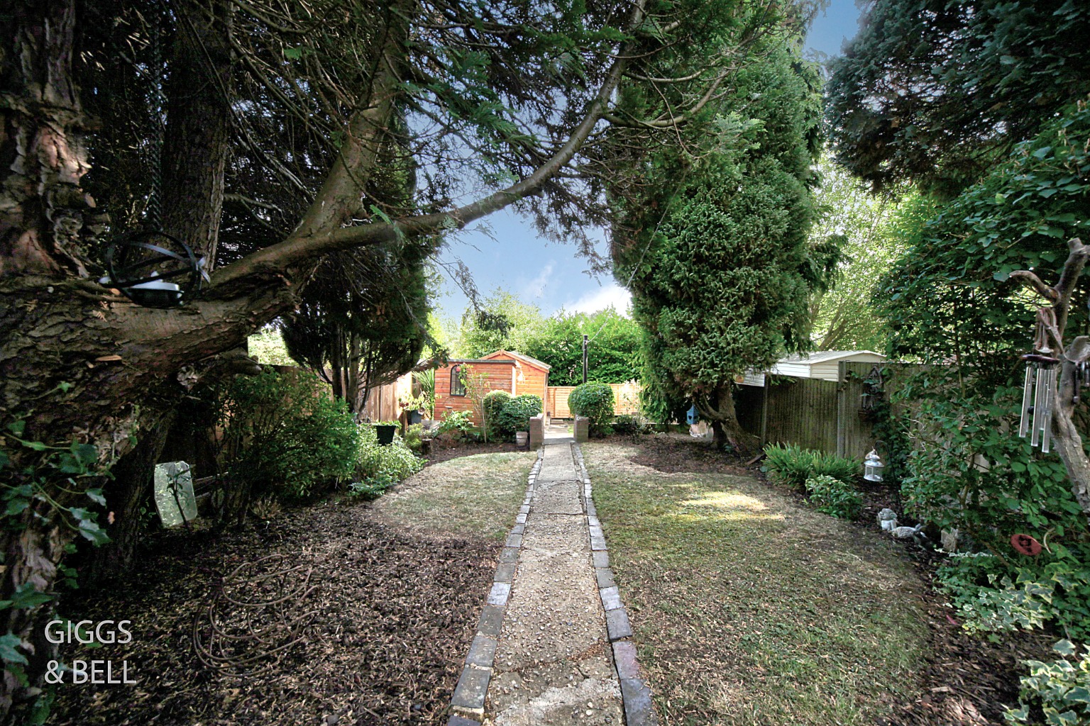 3 bed semi-detached house for sale in Strathmore Avenue, Luton 21