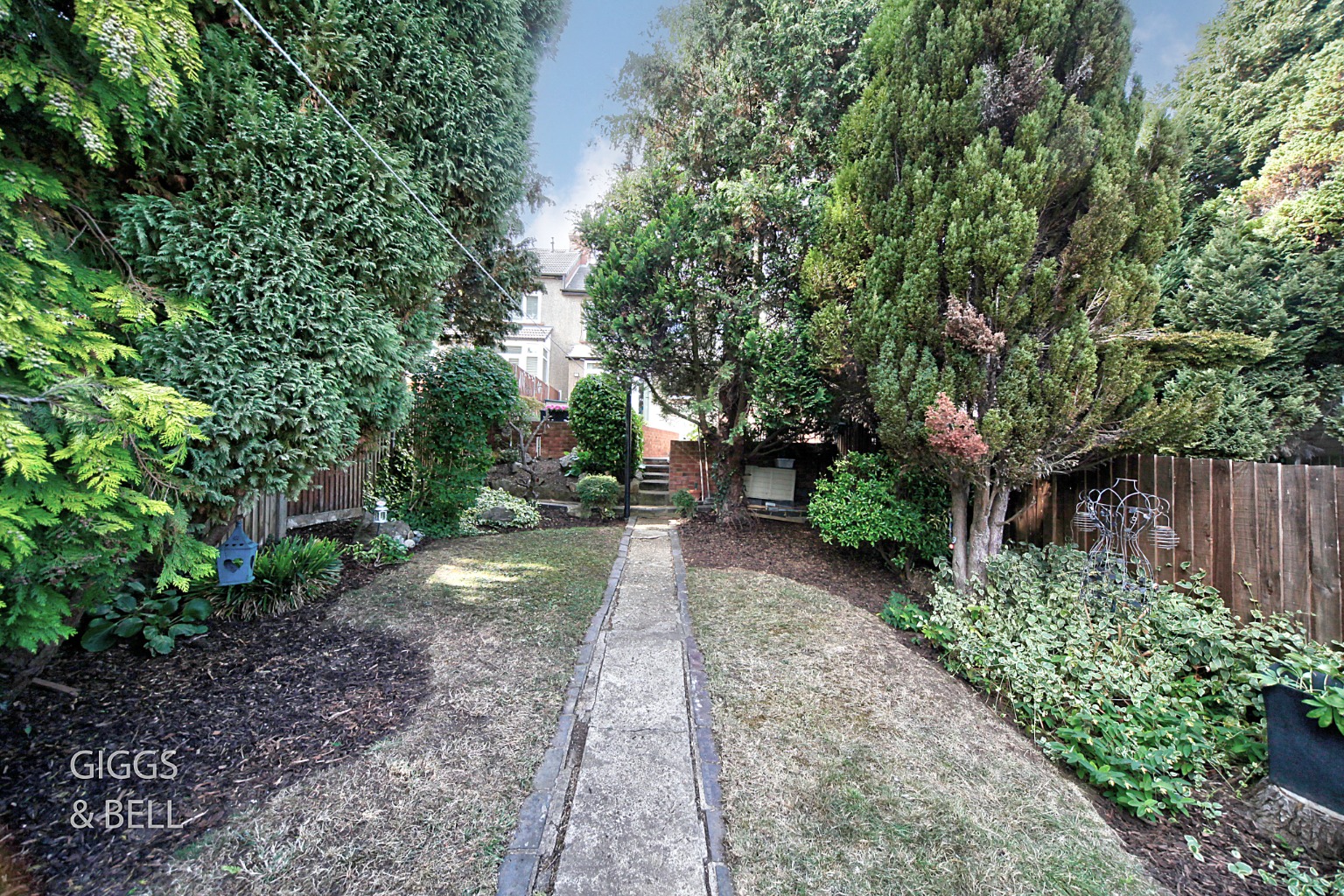 3 bed semi-detached house for sale in Strathmore Avenue, Luton 25