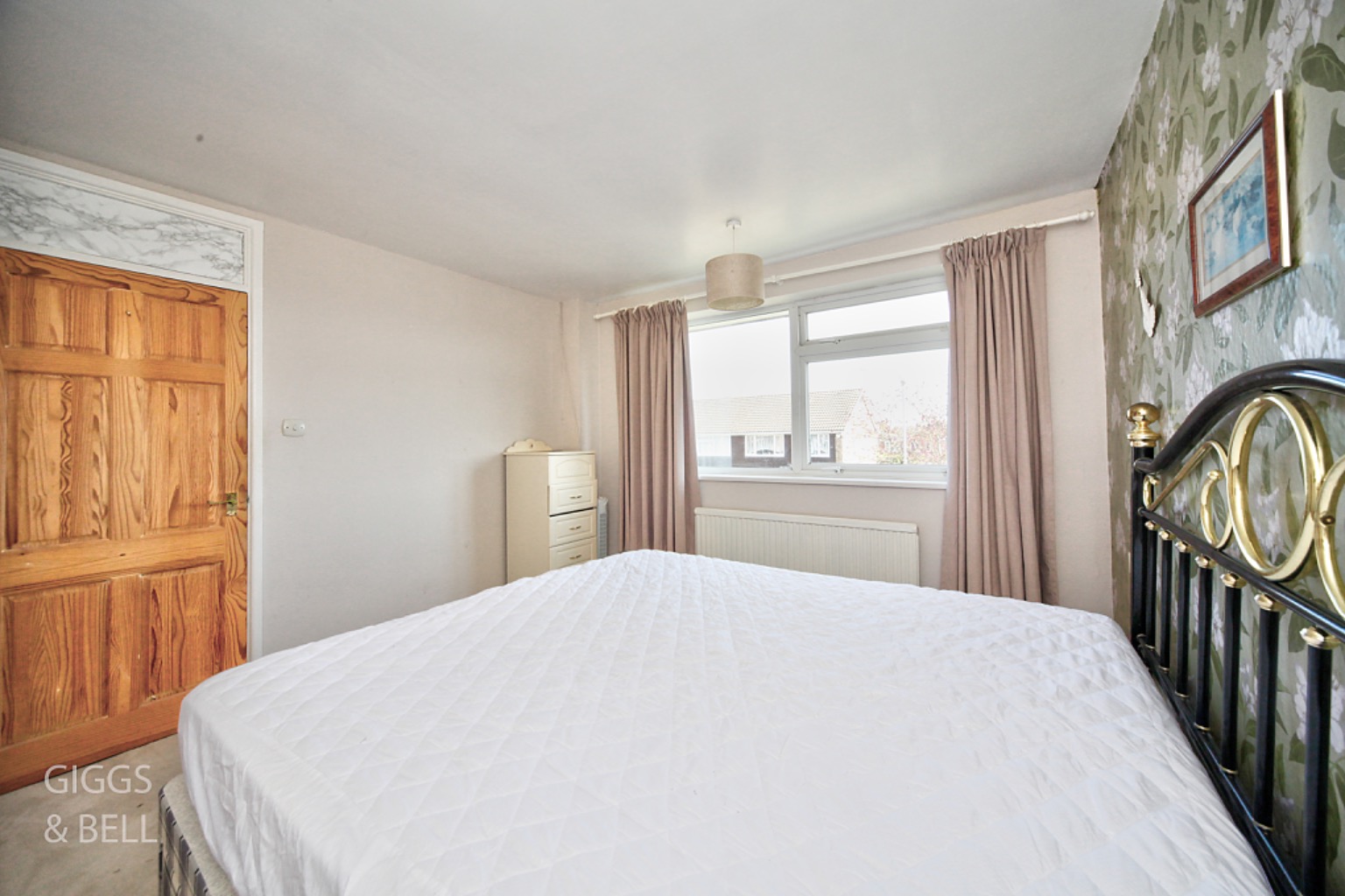 3 bed end of terrace house for sale in Keymer Close, Luton  - Property Image 10
