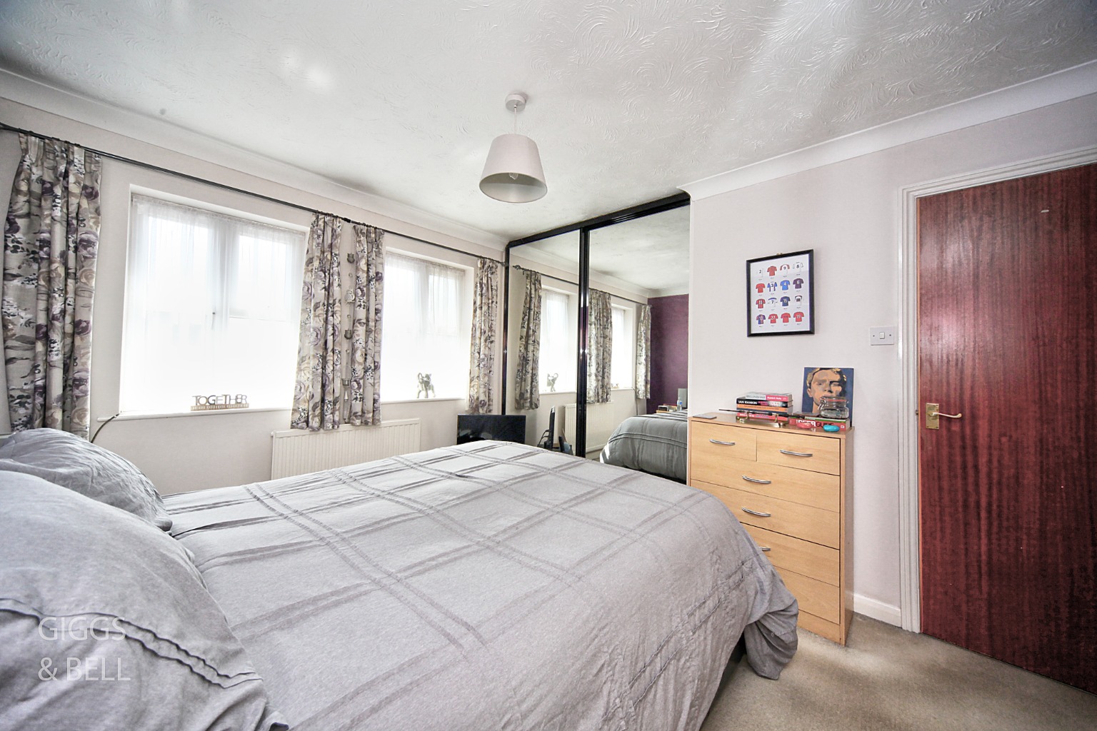 3 bed semi-detached house for sale in Reedsdale, Luton 7