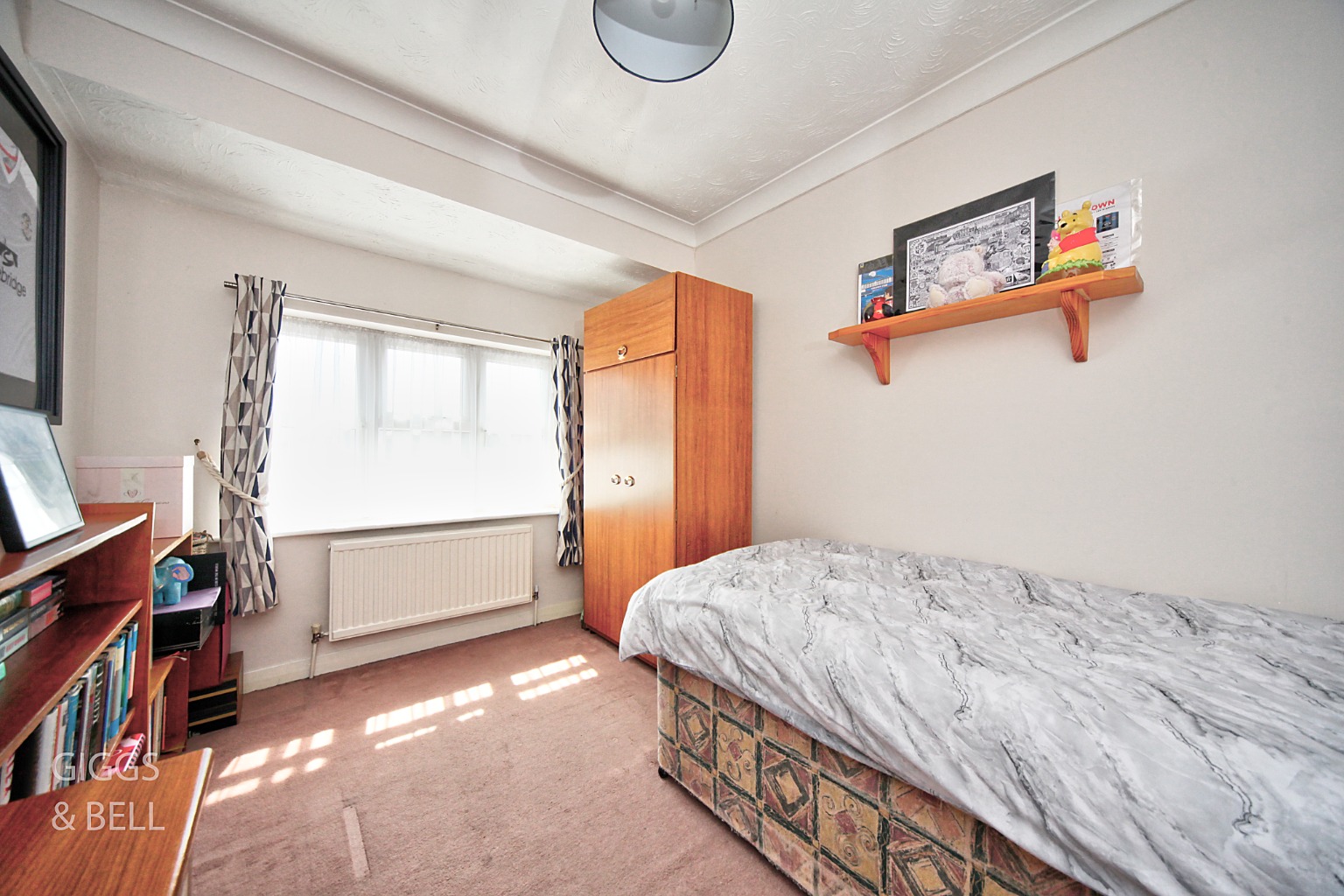 3 bed semi-detached house for sale in Reedsdale, Luton 10